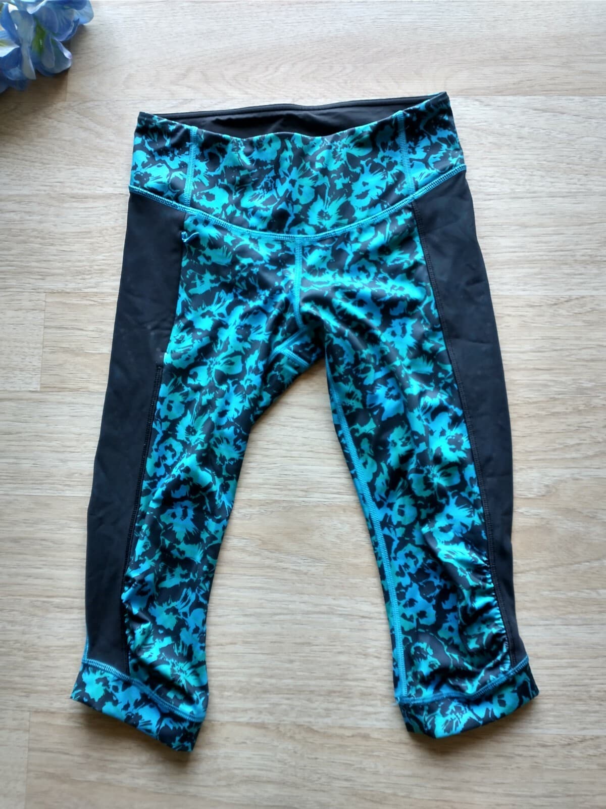 Lululemon Women Stop At Nothing Crop Legging Pull On Green Black Sz.4