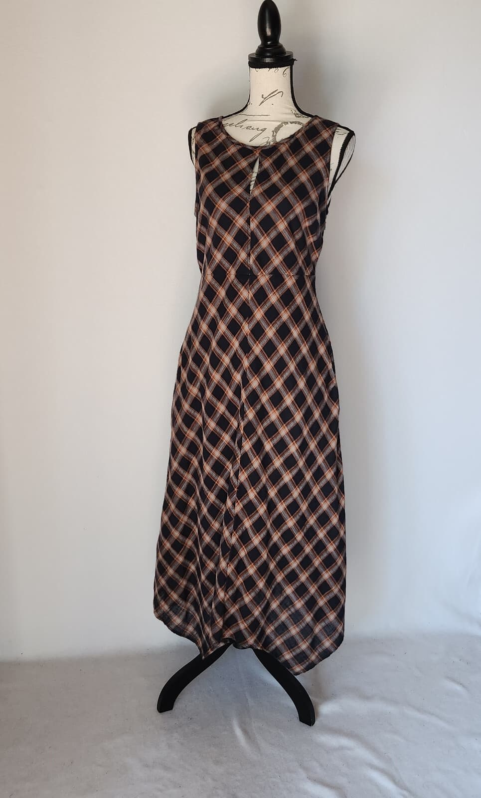 Sundance Town & Country Plaid Dress Bias Cut Asymmetrical Hem Blue Brown Sz.6