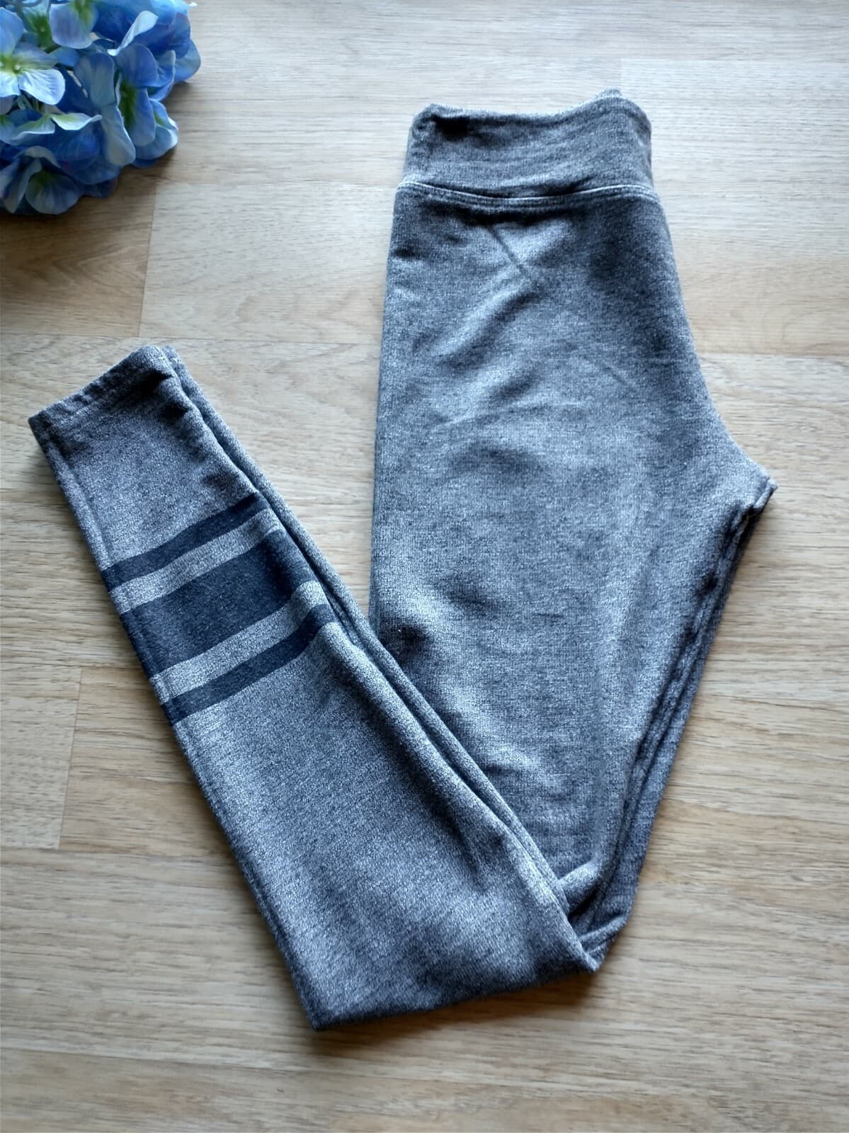 Sundry Women Yoga Pants Legging Pull-On Stripped Gray Viscose Sz.O Made in USA