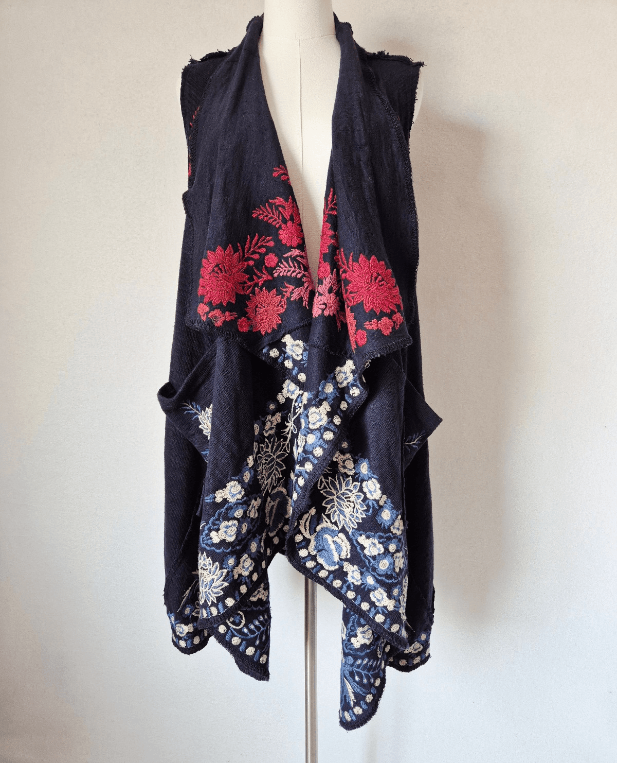 Coldwater Creek Sleeveless Embroidered Bohemian Drap Cardigan Vest Knit Blue XS