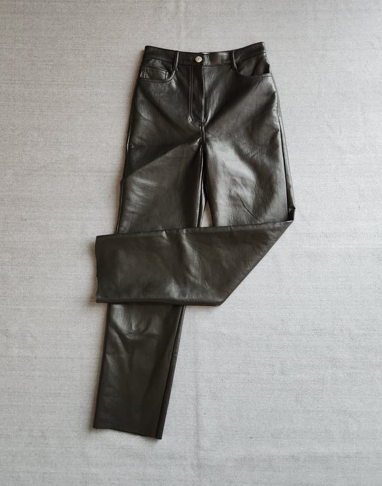 Aritzia Wilfred Melina Super Straight High-Rise Vegan Leather Pants Black Sz.2