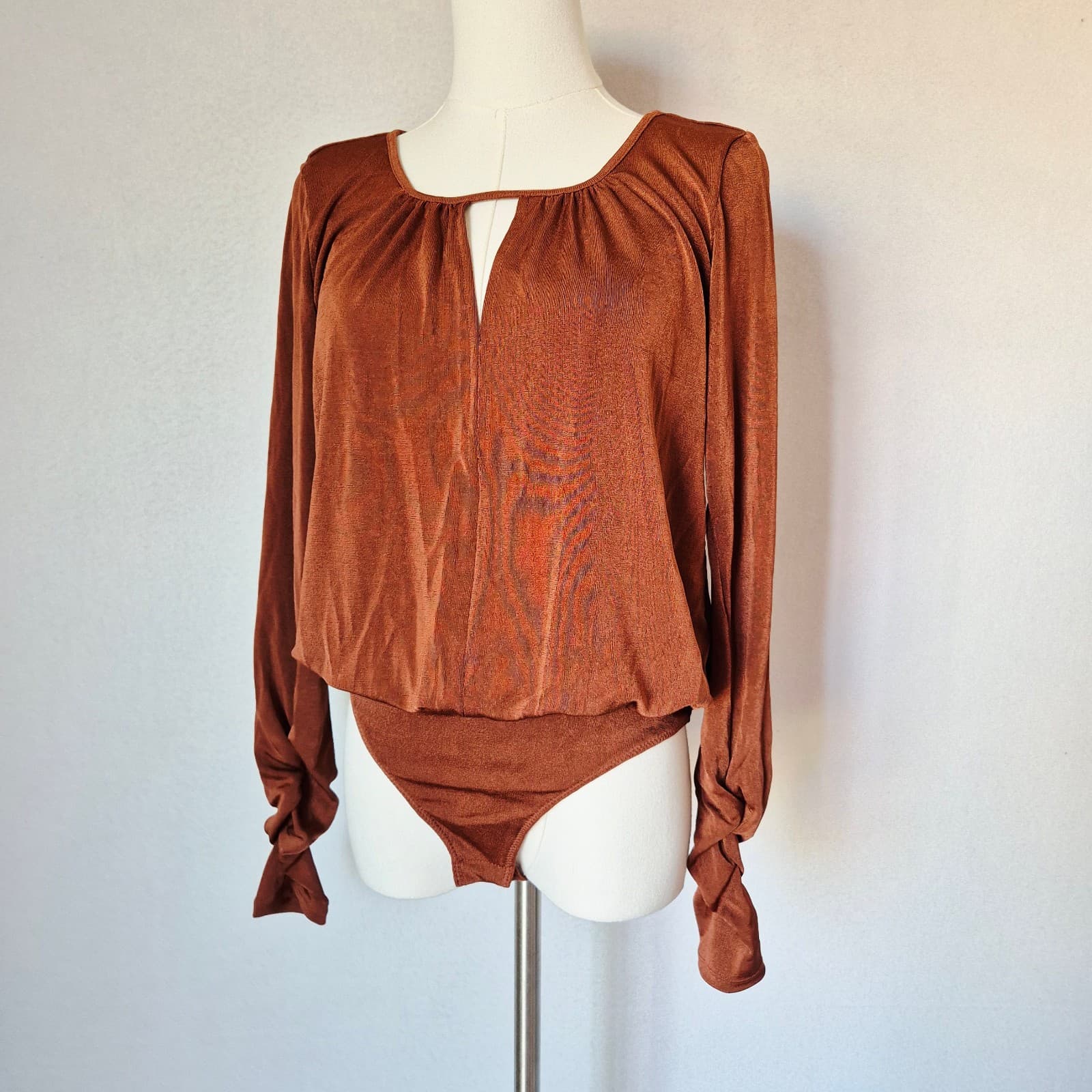 NWoT Free People Intimately Kaya Keyhole Long Sleeve Bodysuit Rust Brown Women S