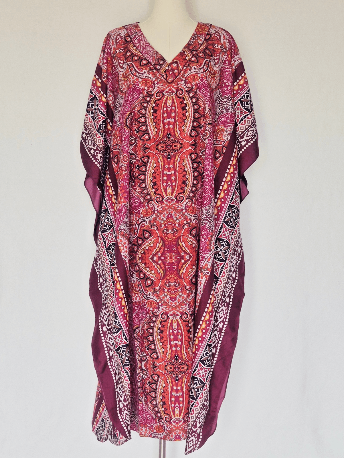 NWoT Winlar Floral Paisley Tribal Maxi Kaftan Caftan V-Neck Multicolor One Size