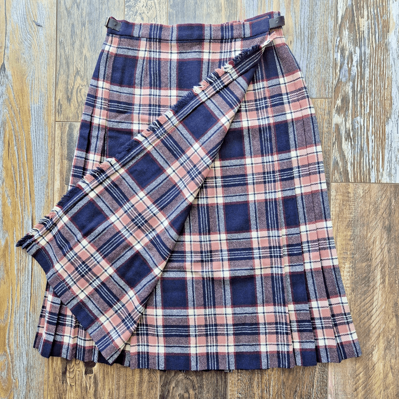 Vintage Pitlochry Knitwear Scotland 100% Wool Wrap Skirt Plaid Multicolor Sz.14