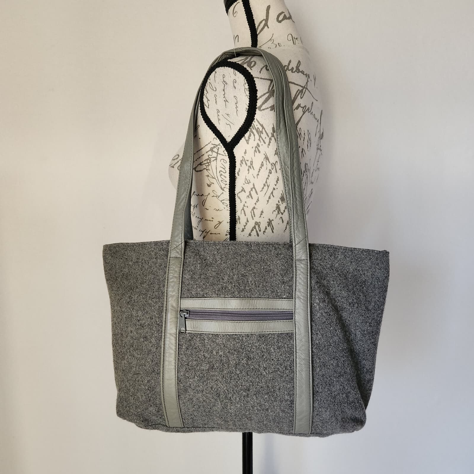 Californian Macasa Felted Lambwool Leather Tote Bag Zip-Closer Grey 16"x11"