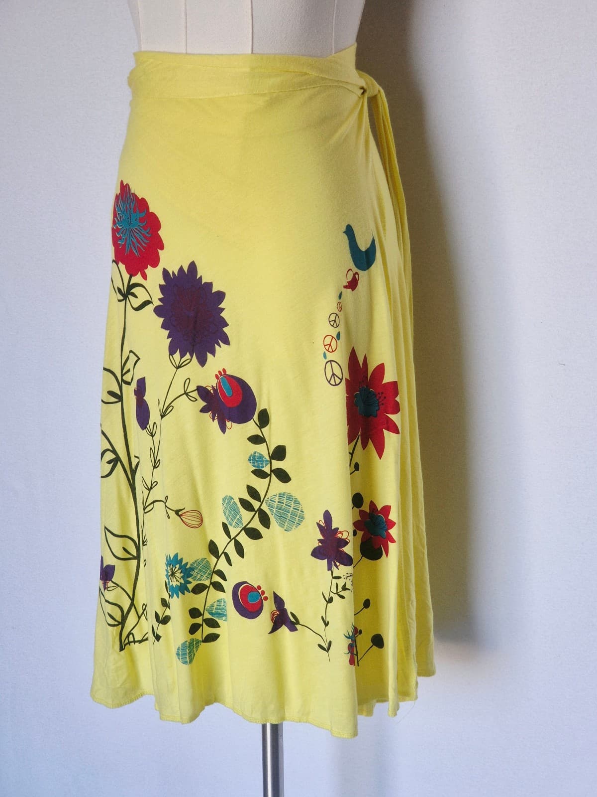 Lakhay's Collection Made in Nepal Floral Wrap Skirt Knit Viscose Yellow One Size