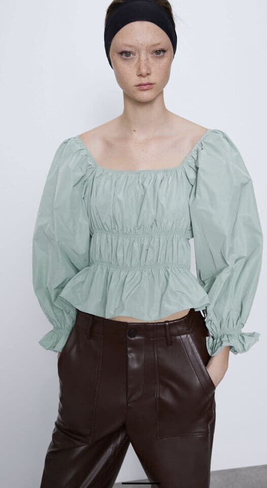 ZARA Strenchy Ruched Puff Sleeve Cropped Top Square Neck-Off Shoulder Green Sz.L