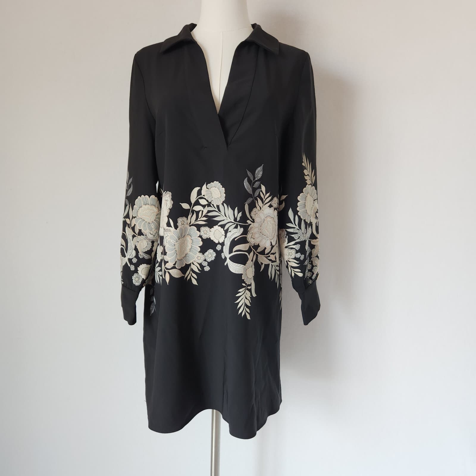 ZARA Floral Printed Mini Dress Long Sleeve Collar V-Neck Black Cream Women's S