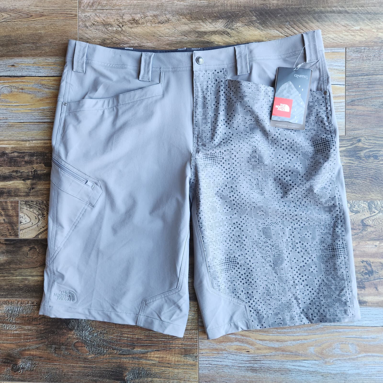 NWT The North Face Slickrock MTB Bike Shorts Zip-Pocket Nylon Tea Grey Men's XXL