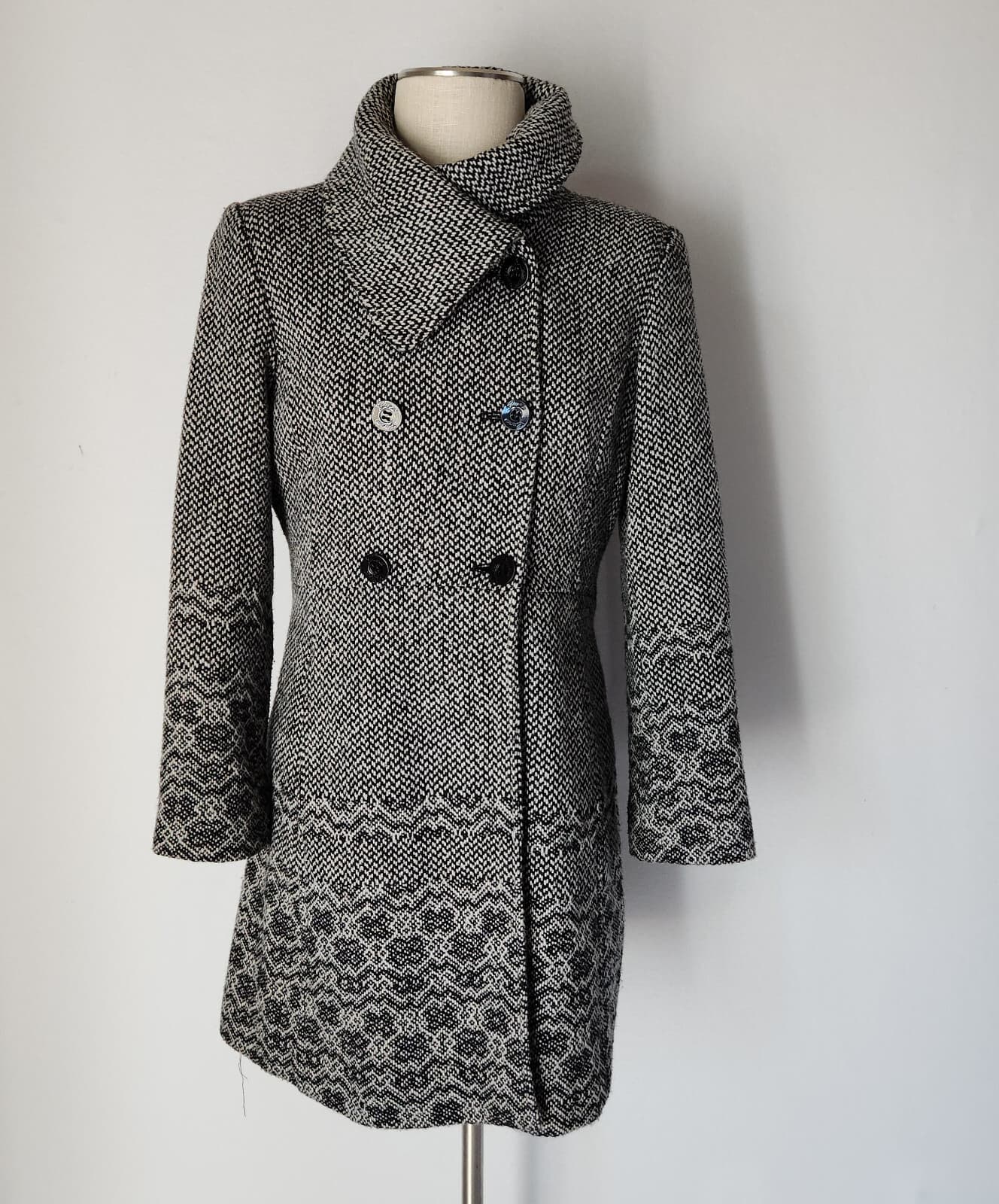 Vintage GUESS Los Angeles 1981 Wool Blend Tweed Double-Breasted Pea Coat Black L