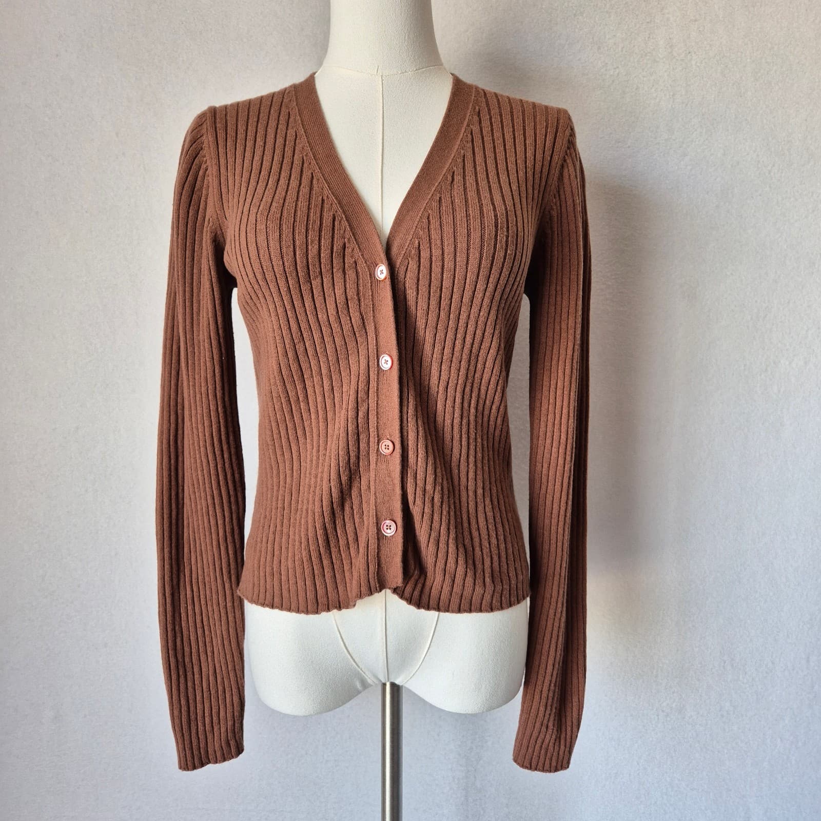 Aritzia Wilfred Size L Manila Wool Blend Ribbed Cropped Cardigan Button Brown