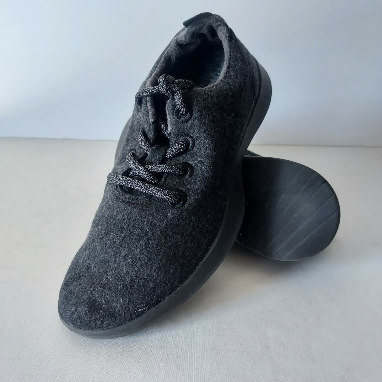 Allbirds The Wool Runner Sneaker Supper Fine NZ Merino Wool Lace Black Women US8