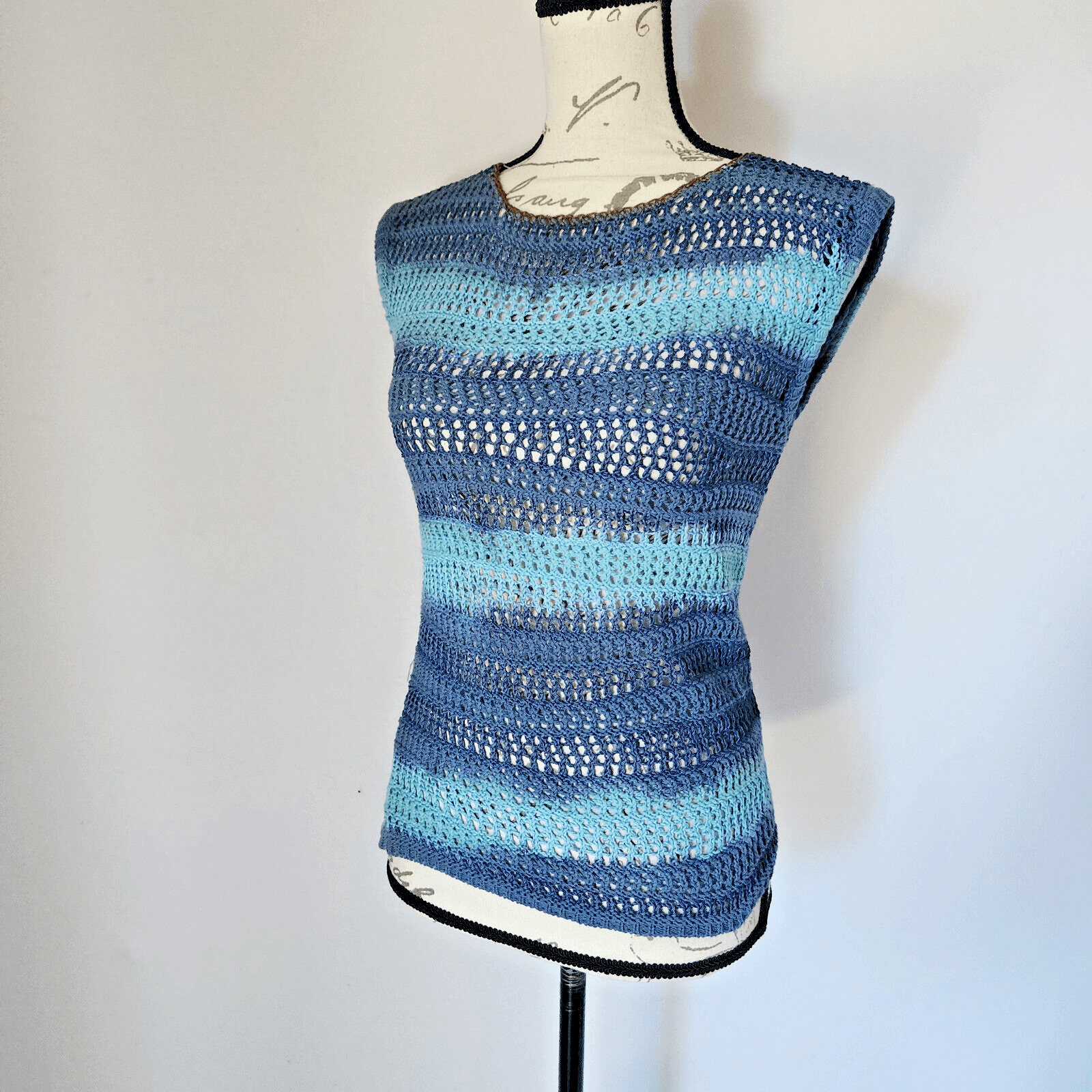 NWoT BEATRICE Made in Italy Crochet Sleeveless Top Cotton Blend Blue Stripe Sz.S