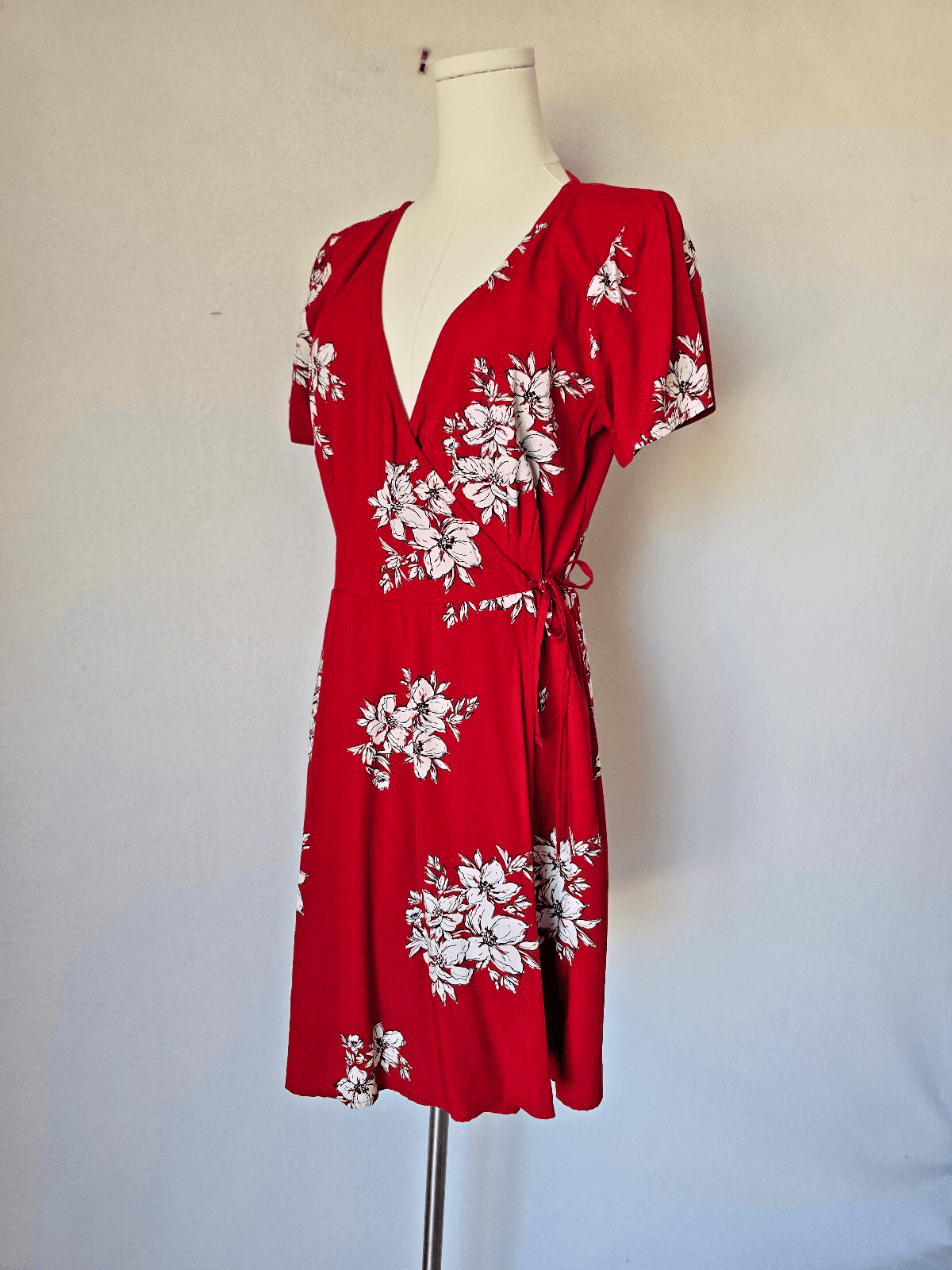 Abercrombie & Fitch Floral Mini Wrap Dress Short Sleeve Viscose Red Women's ST