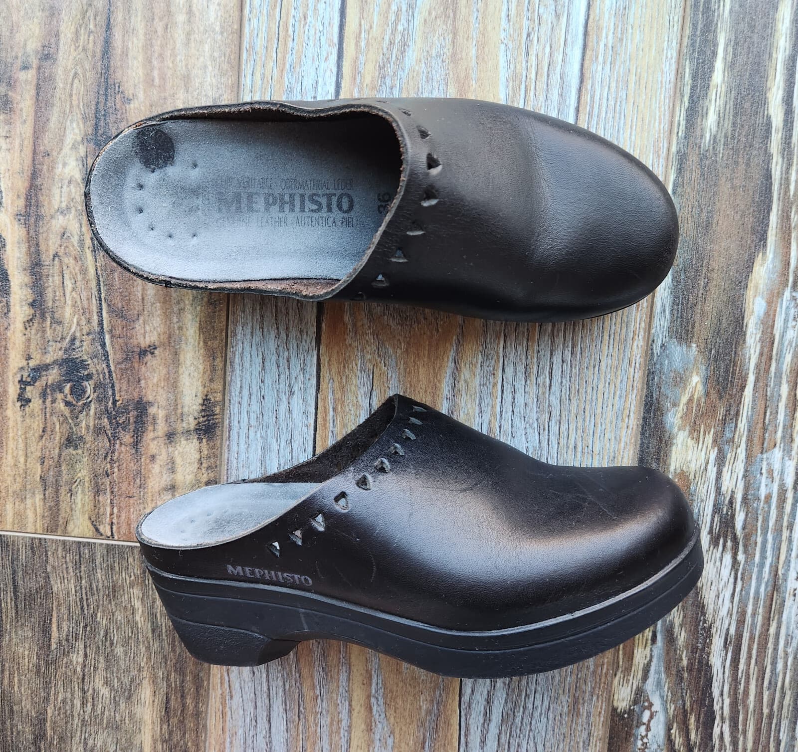 Mephisto Satty Perforated Black Leather Comfort Slip-On Clog Mule Women EU36 US6