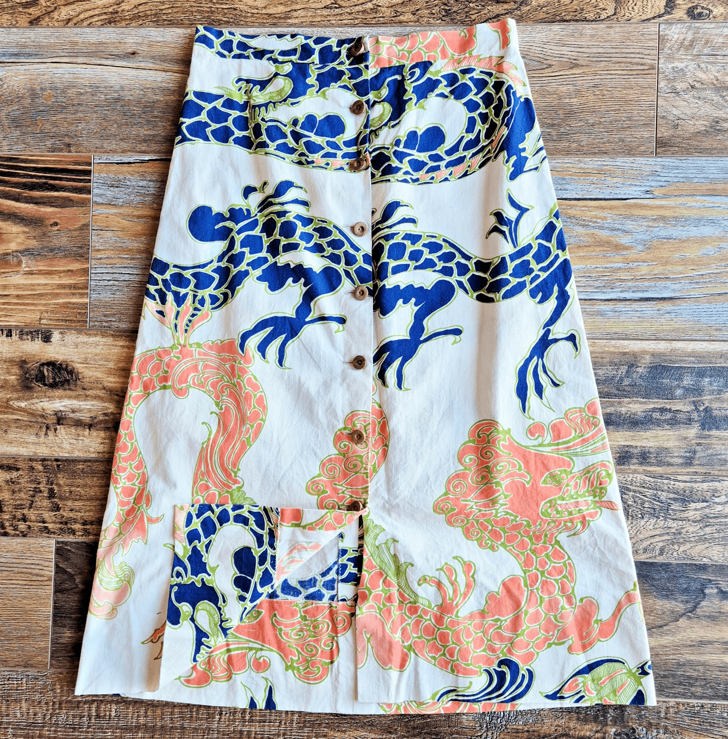 Vintage La Novita Creazione Esclusiva Dragons A-Line Midi Skirt Wood-Button Sz.2