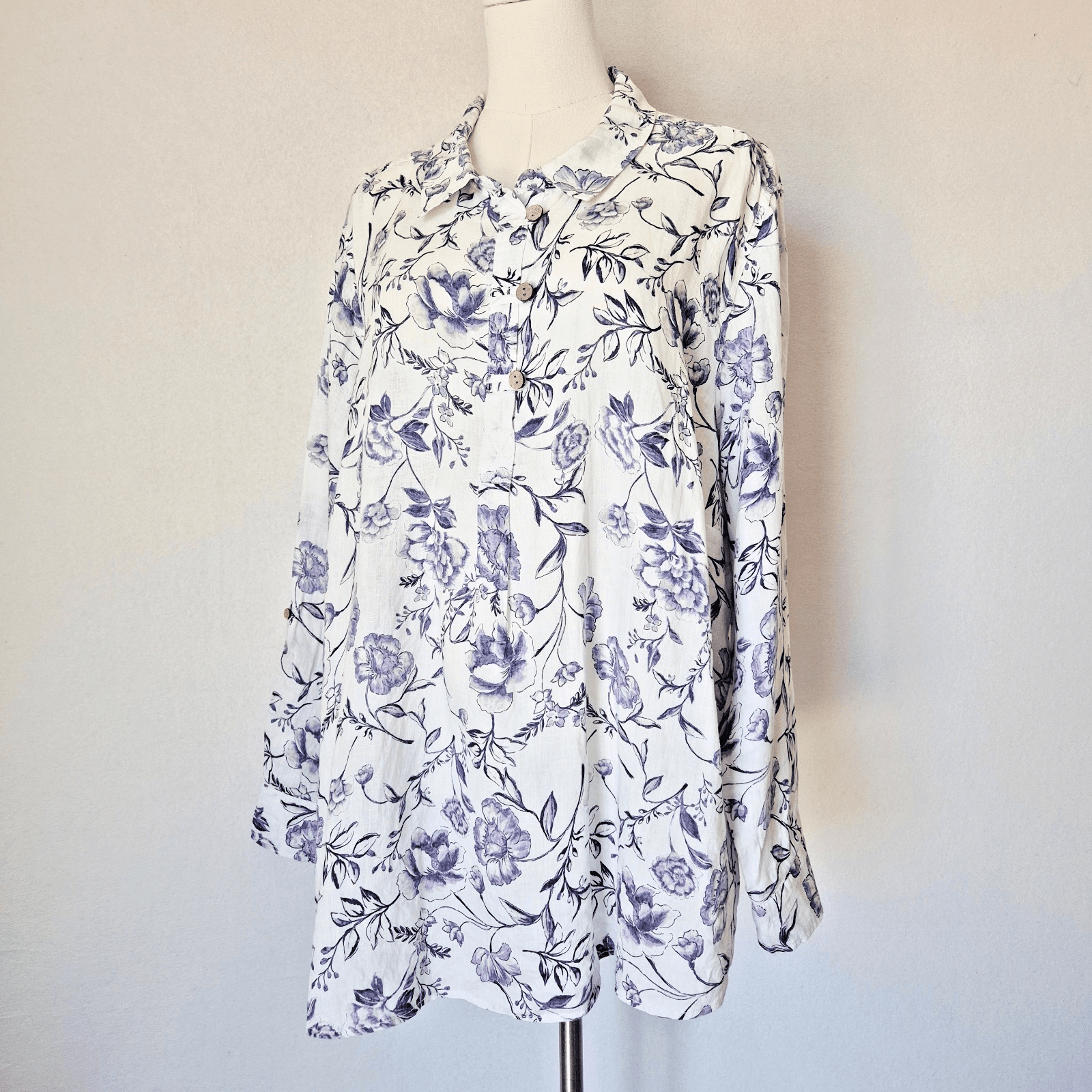 Cynthia Rowley Women 3X Linen Floral Popover Blouse Roll Tap Sleeve Purple White