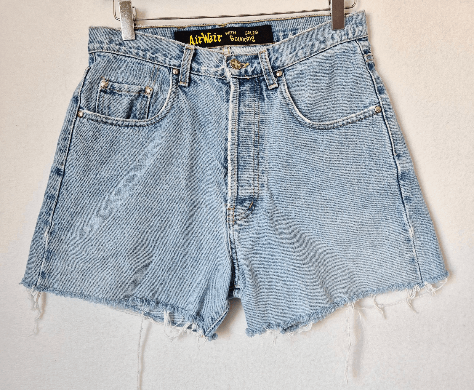 Vintage Dr.Martens Air Wair USA Loose Fit Cut-Off Button-Fly Denim Shorts Sz.31