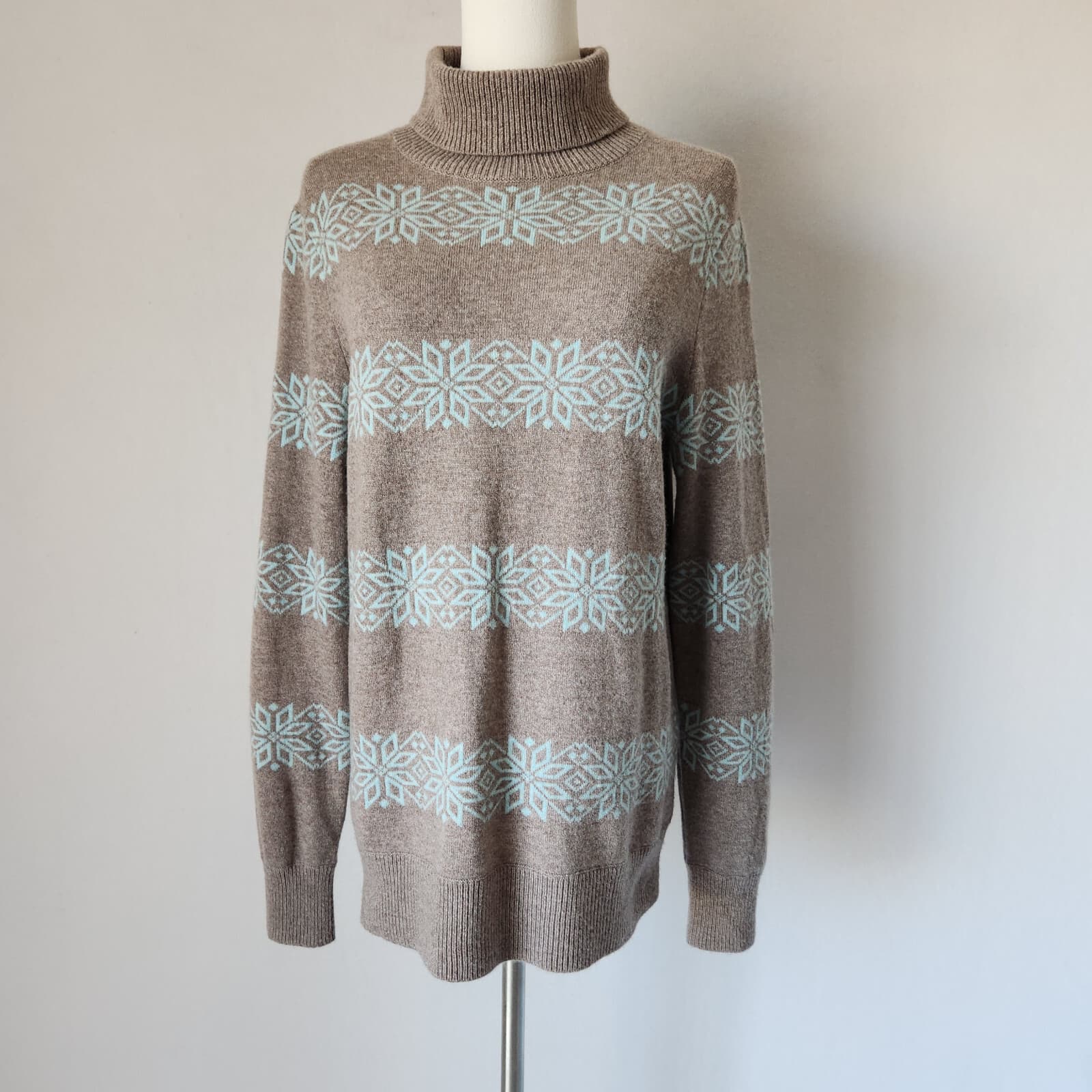Lands' End 100% Cashmere Snowflake Turtle Neck Sweater Brown Blue Women's M
