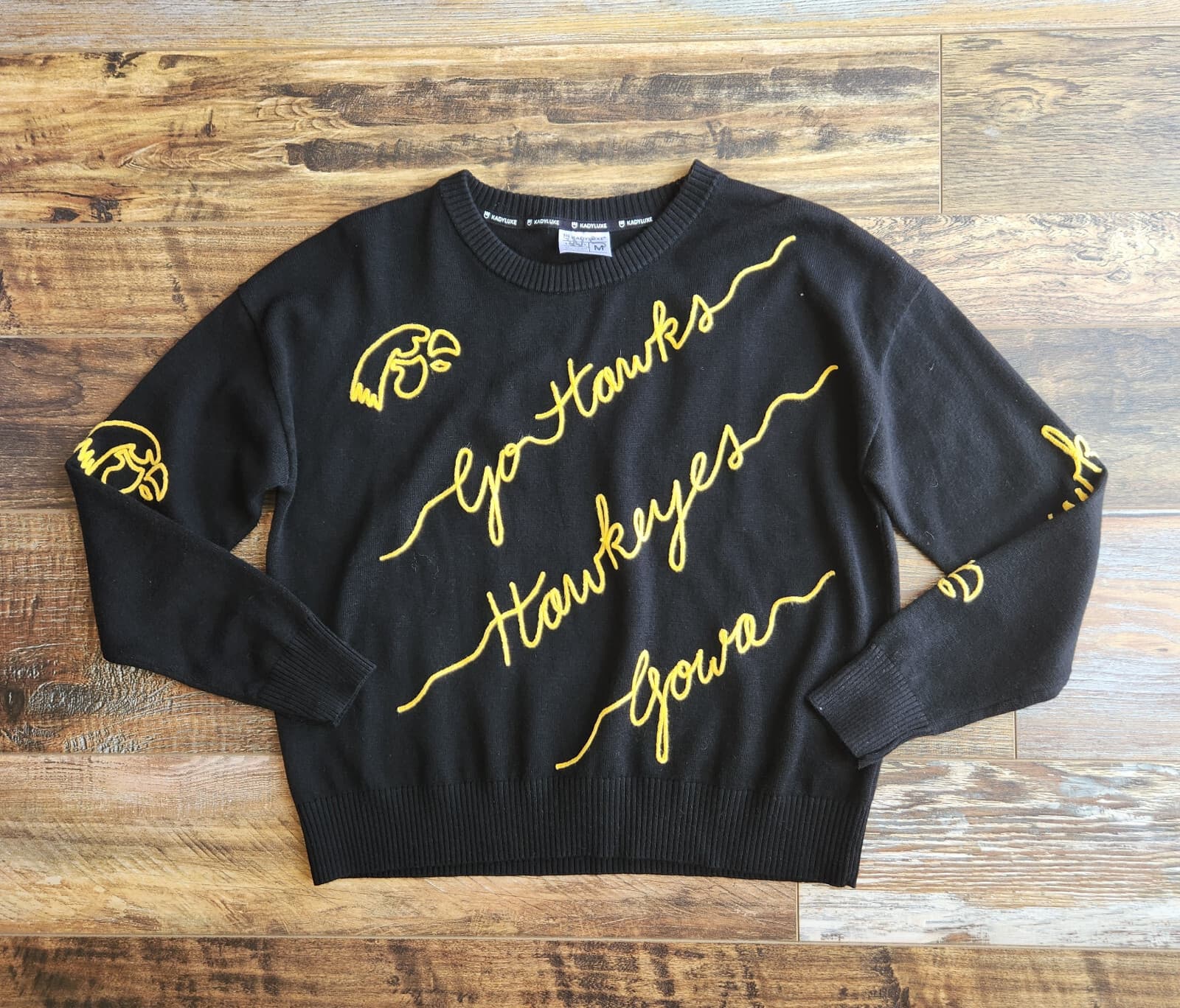 NEW Kadyluxe Iowa Hawkeyes Embroidered Love Letter Sweater Wool Blend Women's M