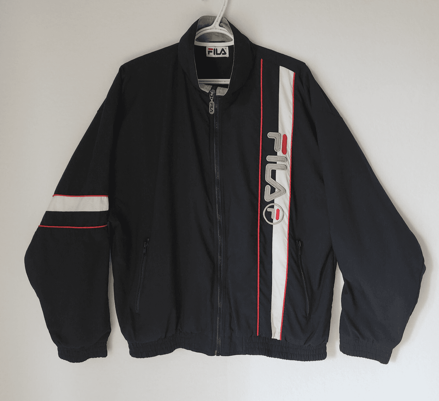 Vintage FILA Embroidered Logo Windbreaker Jacket Full-Zip Pocket Black Men L