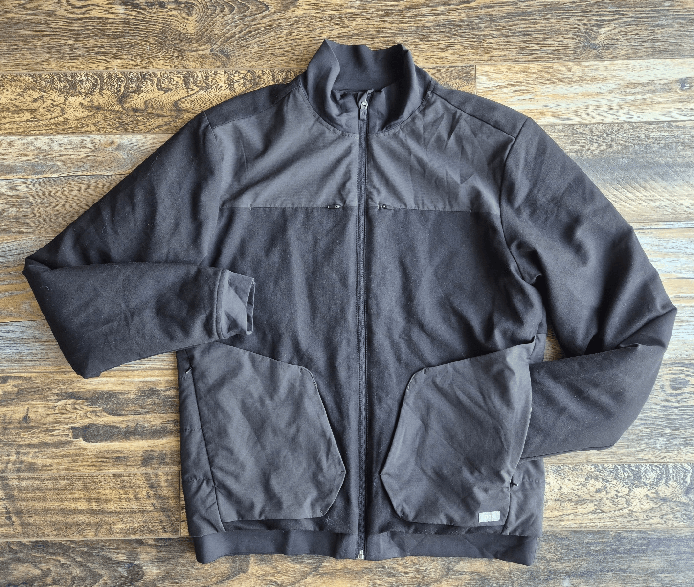 Figs Morven Insulated On-Shift Scrub Jacket Full-Zip Pockets Black Men's S