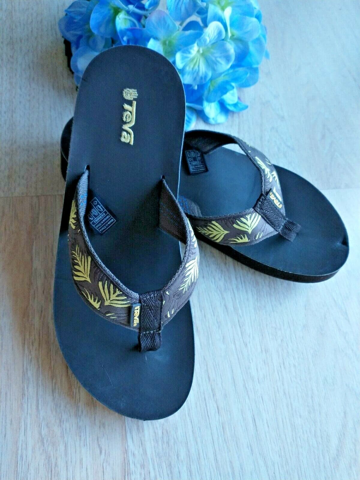 Teva Leaf Wedge Thong Sandal Flit Flop 1.5" Heel High Brown Yellow Women US9