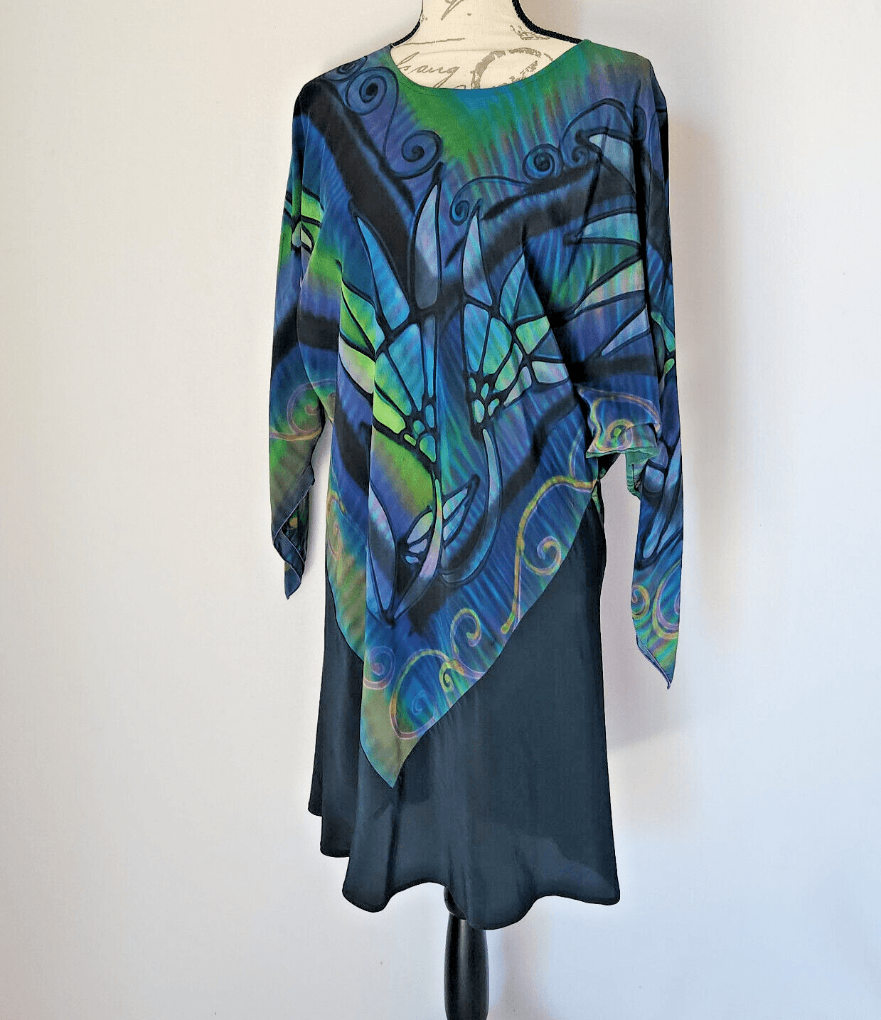 Vintage Laura White Hand Painted Silk Tunic Mini Dress Batwing Sleeve Green Sz.S
