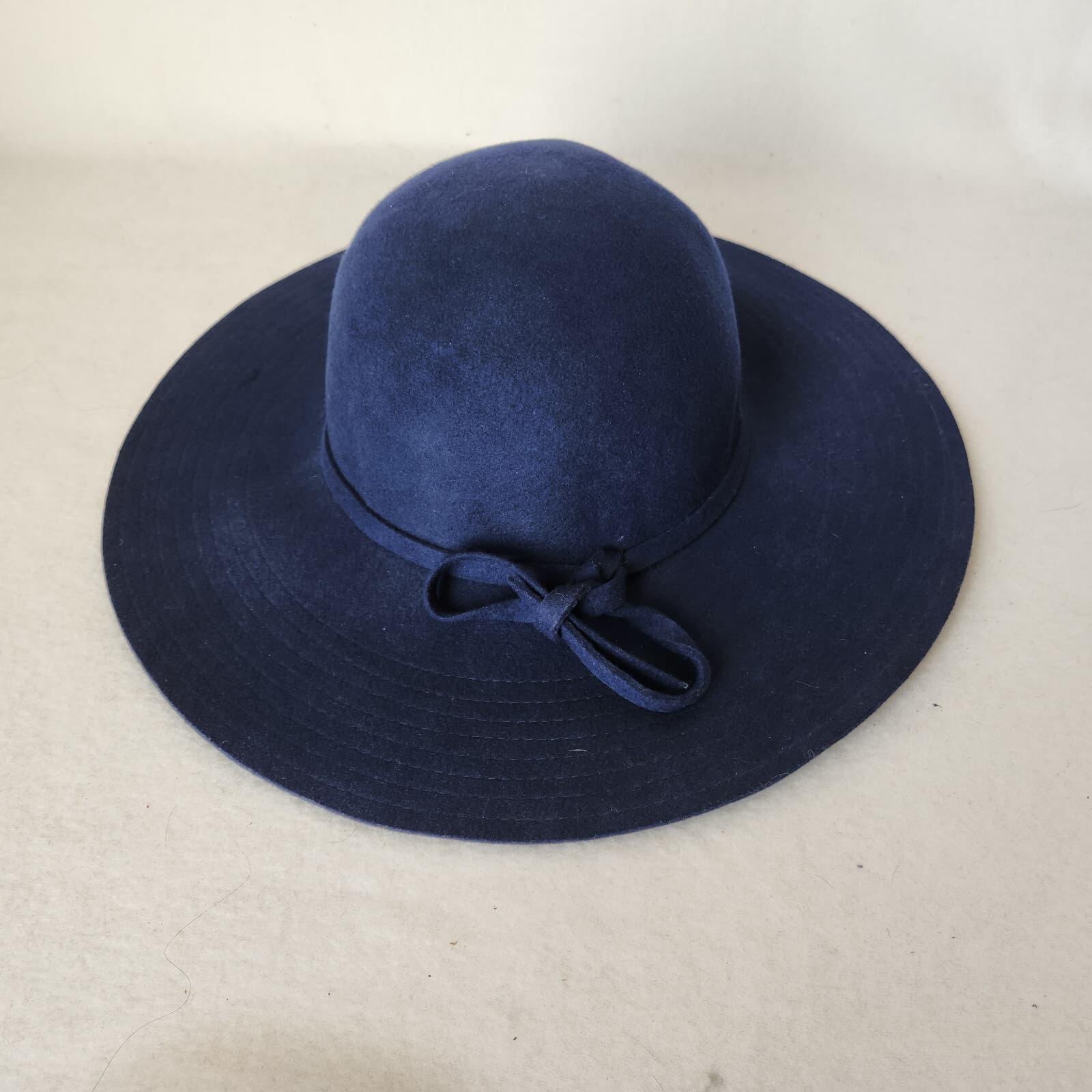 NWT Collection Eighteen Felt Wool Floppy Hat Boho Wide Brim Bow Knot Navy O/S