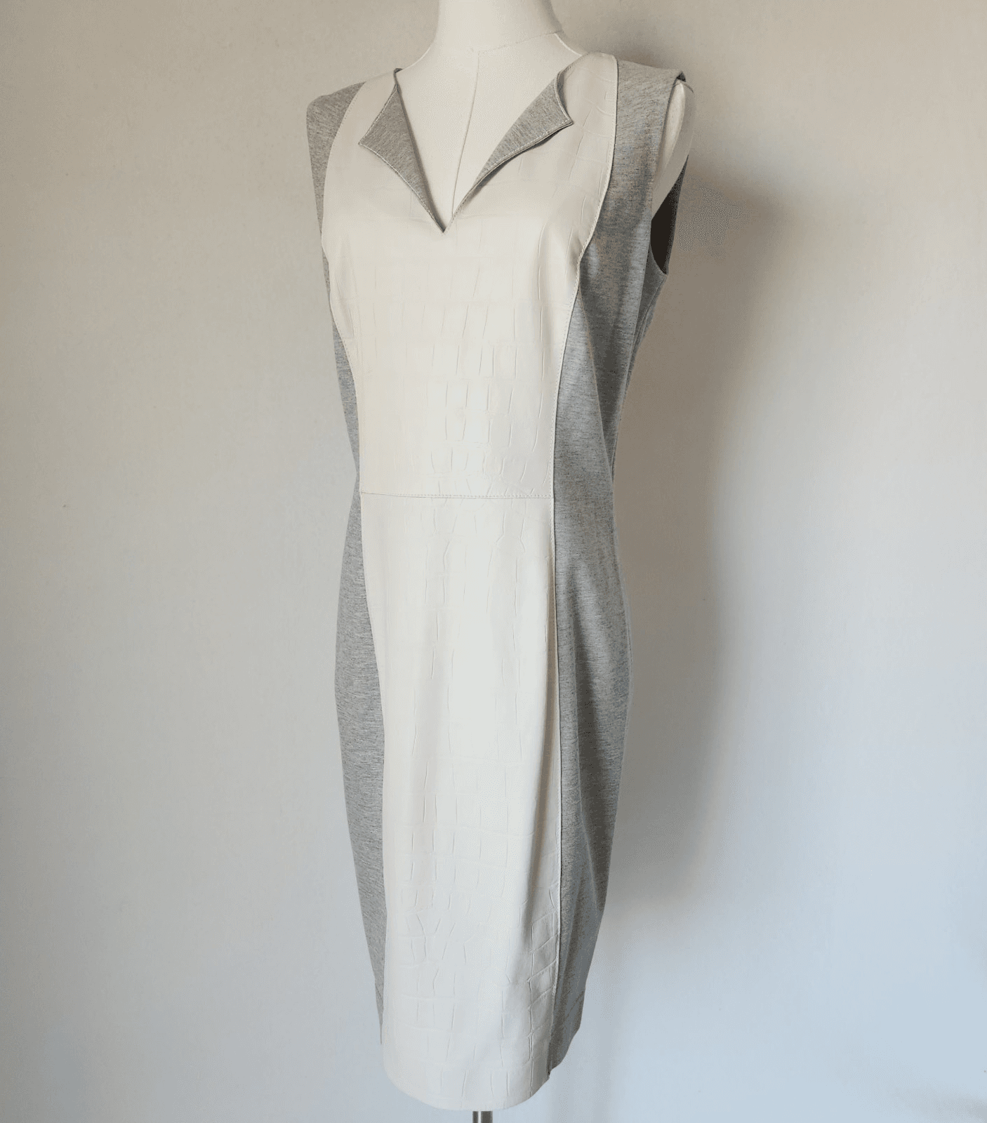 Escada Sport Lilith Croc Embossed Leather Sheath Dress Sleeveless Beige Gray 38