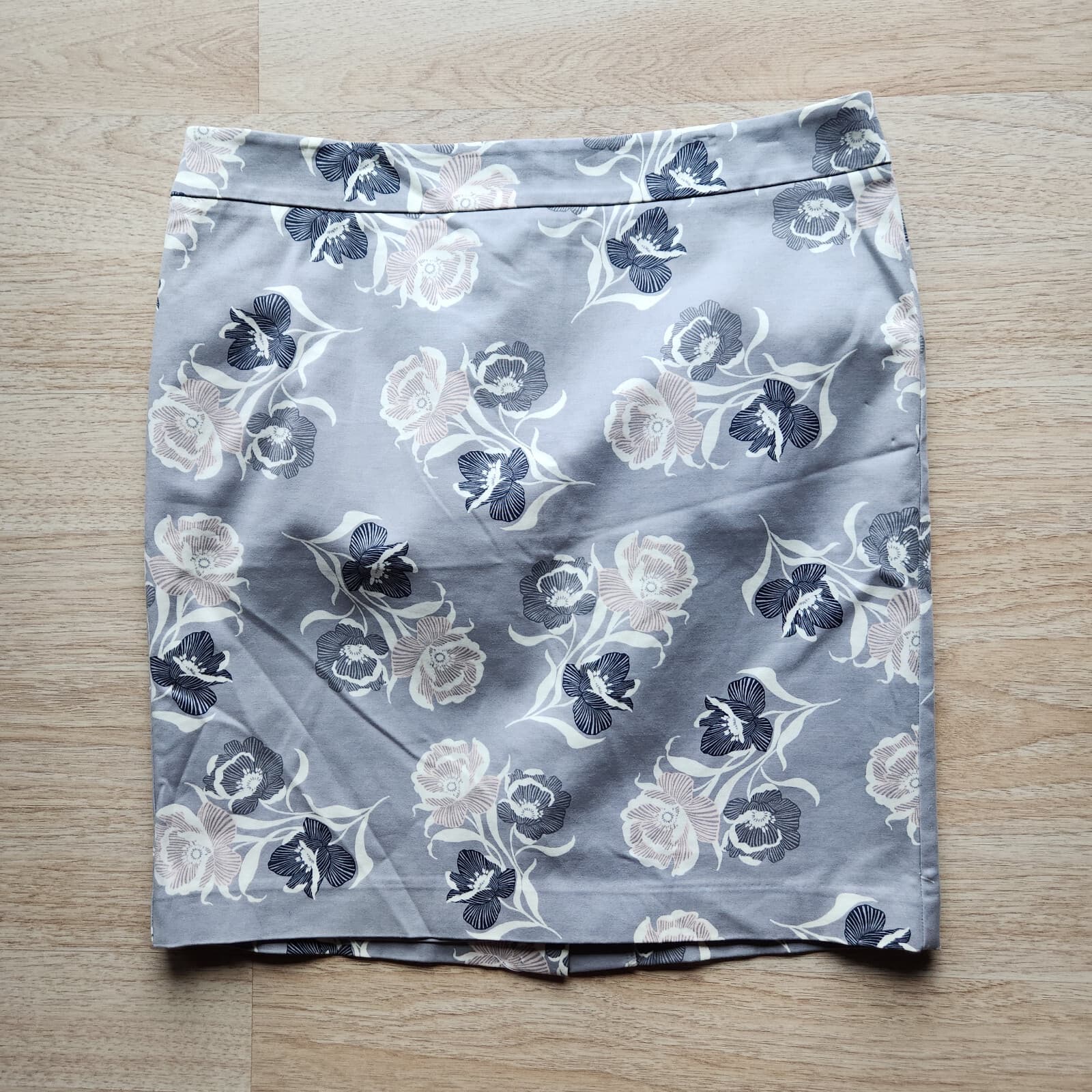 NWT Ann Taylor Floral Mini Pencil Skirt Cotton Blend Grey Women Plus Size 16 $90