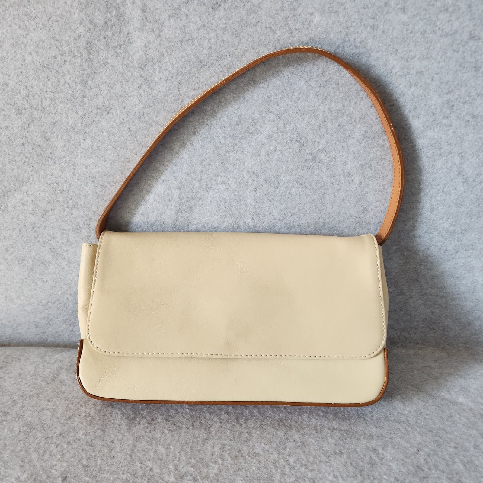 J.Crew Leather Clutch Shoulder Bag Removable Strap Flap Magnet-Snap Ivory-Tan