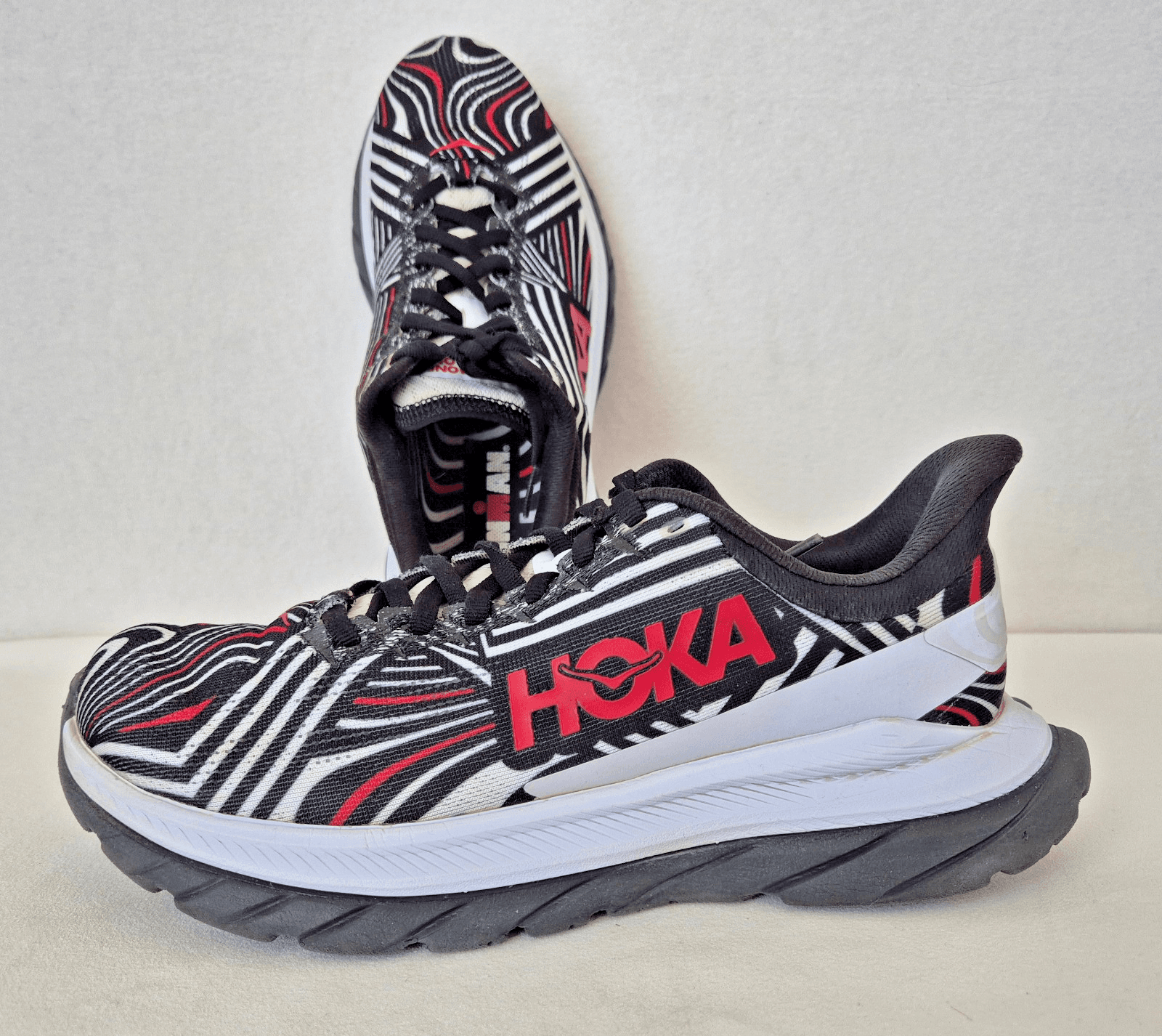 HOKA One One Ironman Mach 4 Women's US7B Running Shoe Lace-Up Mesh Graphic Black