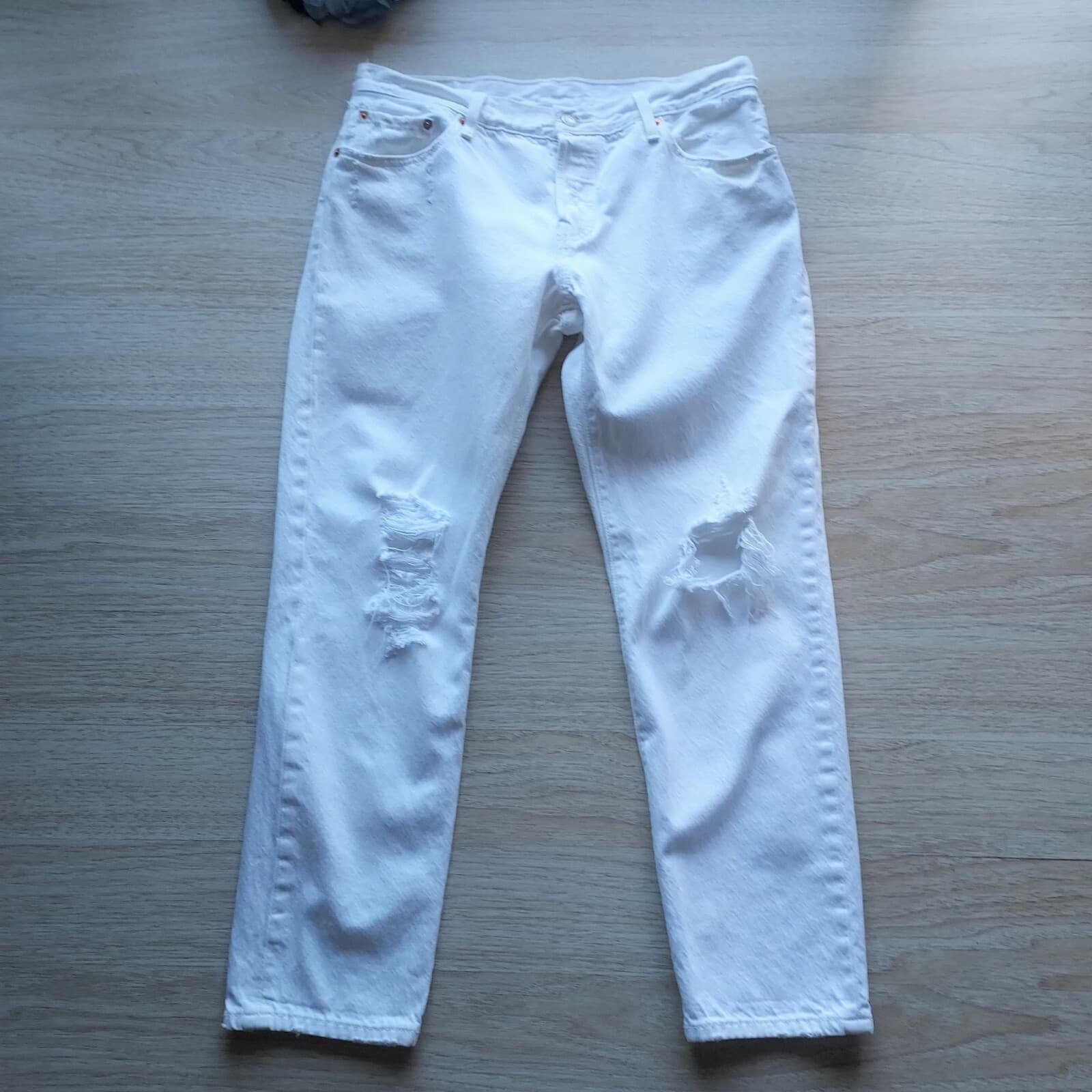 Levi's 501 CT Button Fly Straight Leg White Jeans Distressed Cotton Women 33
