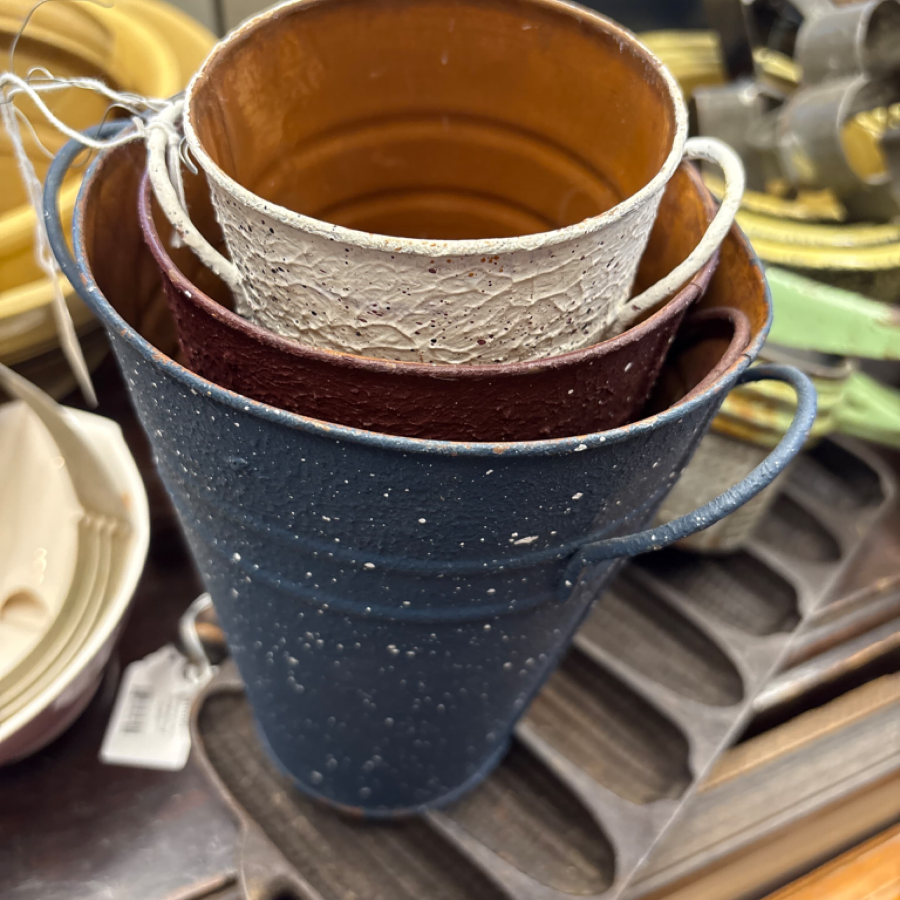 Red, white and blue nesting pails - Regular - Image 1