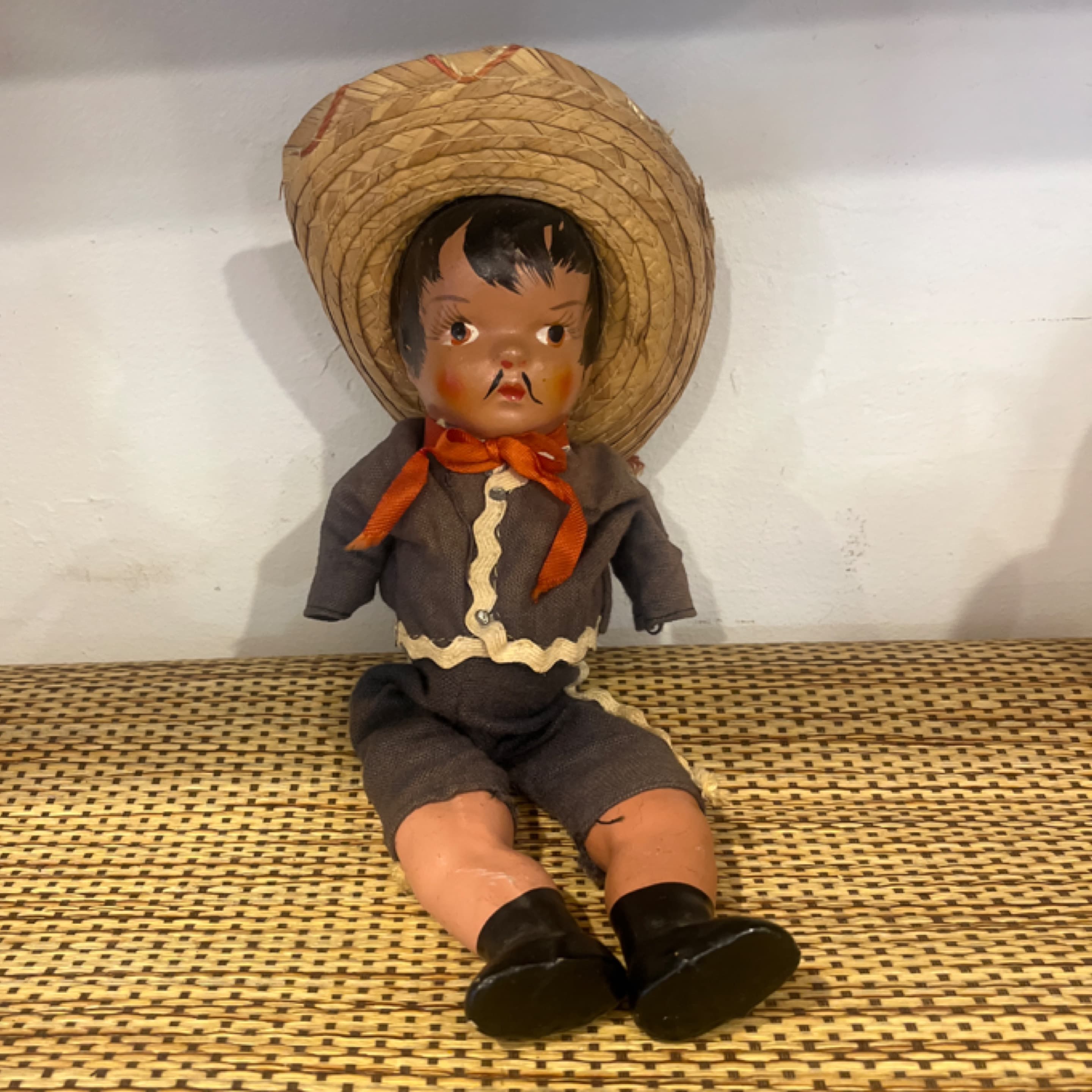 Vintage Mexican Souvenir Composition Doll 10” Sombrero Original Costume 1940s 1950s — No Arms - Regular - Image 1