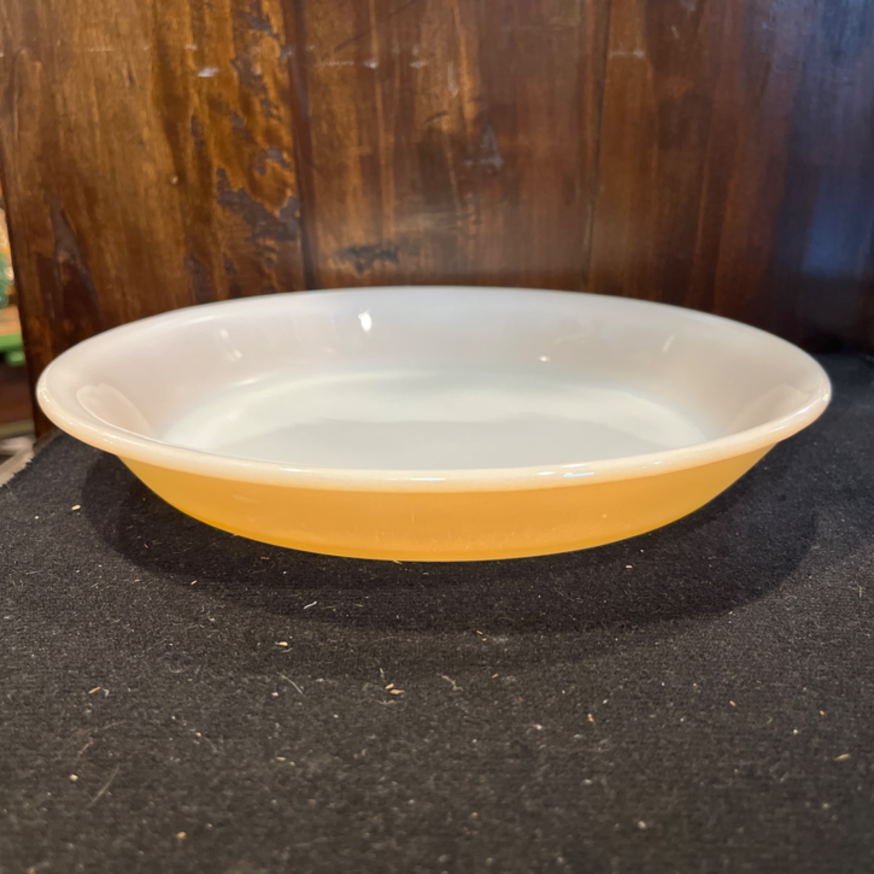 Anchor Hocking Fire-King Peach Lustre 9” Pie Plate Vintage Ovenware USA - Regular