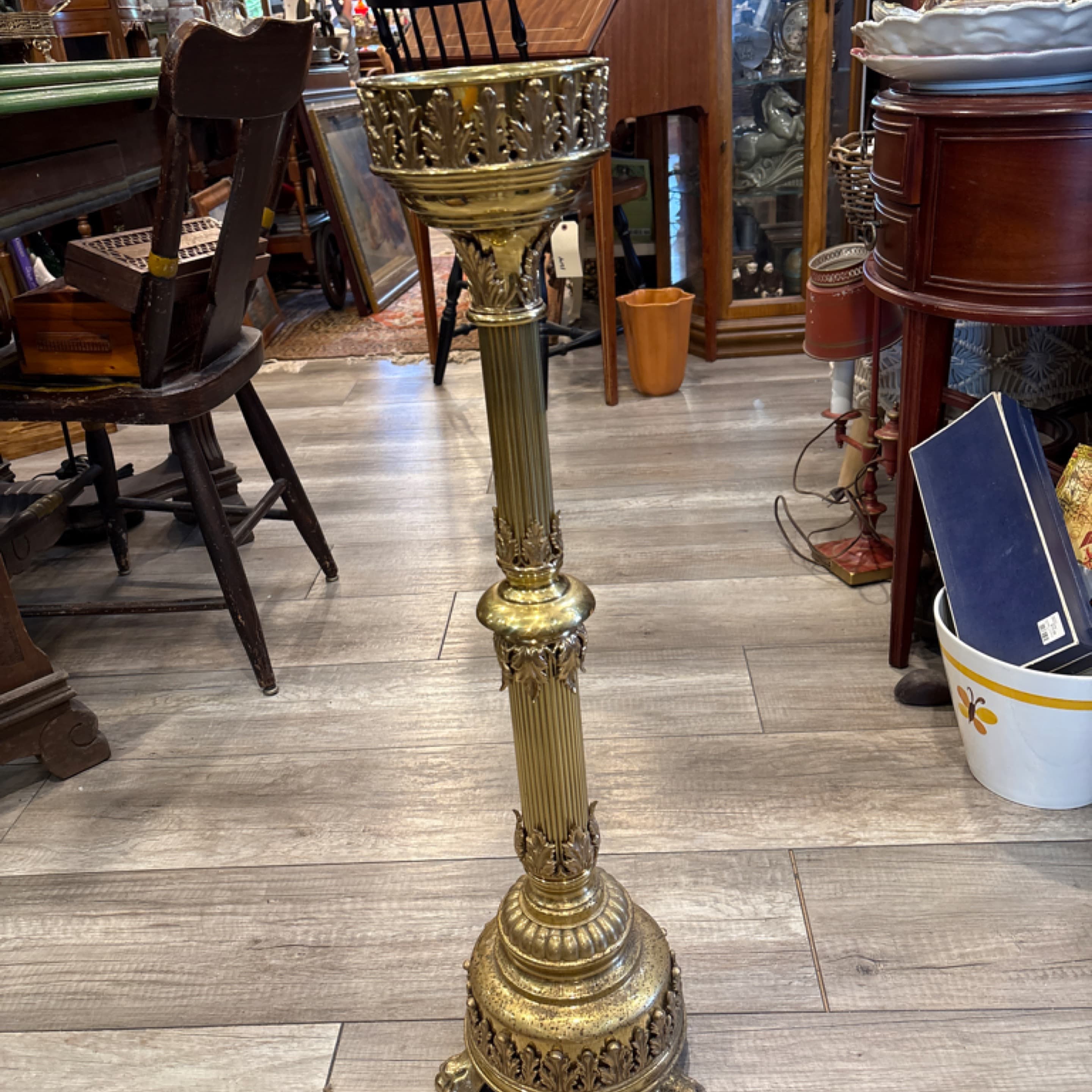 Victorian Neoclassical brass torchère/jardinière stand — acanthus leaf pierced gallery, reeded column, paw feet. Circa 1870–1890. 30”H. Beautiful as a plant stand, candle holder, or sculptural accent. - Regular