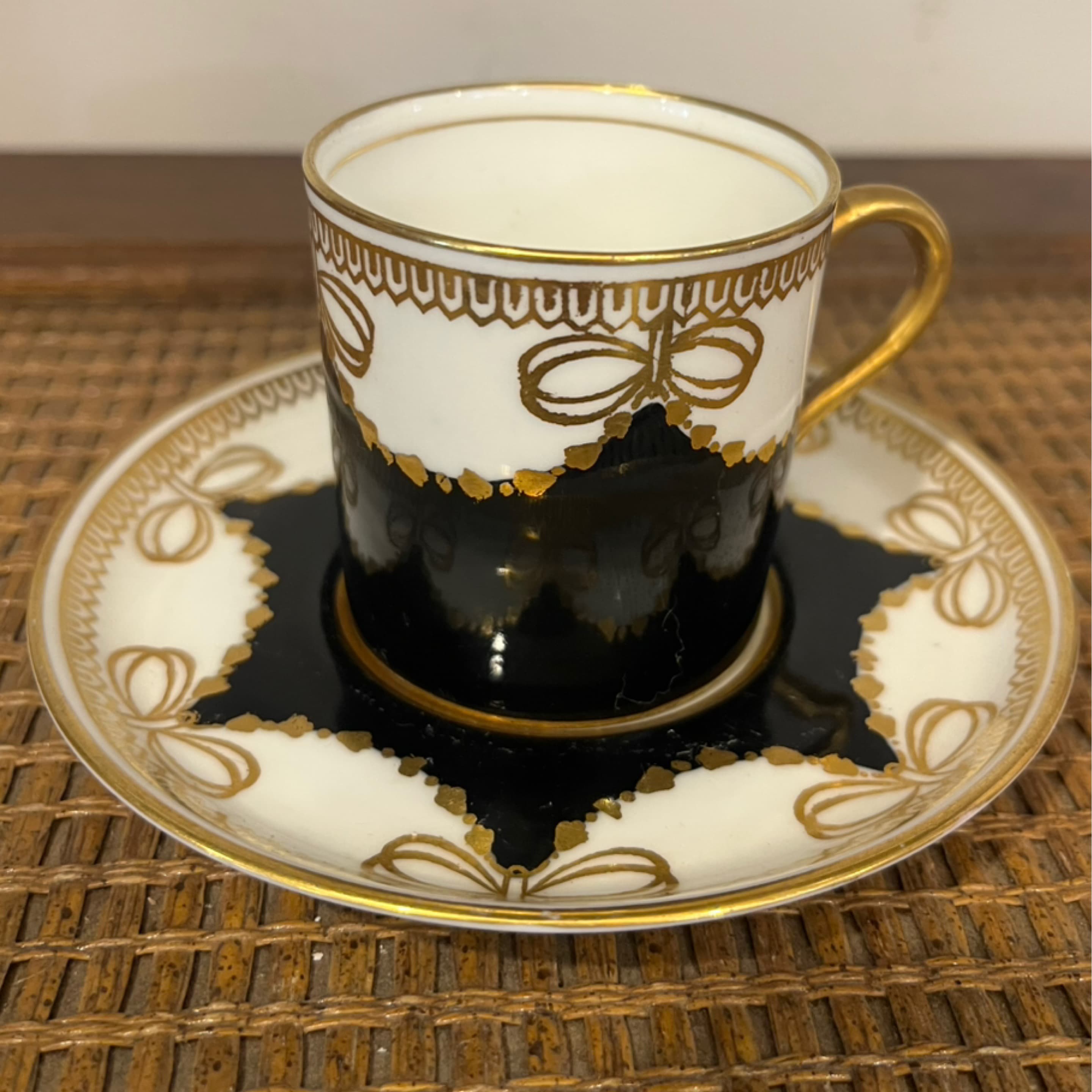Black and Gold Bow Vintage Aynsley England Espresso Cup - Regular
