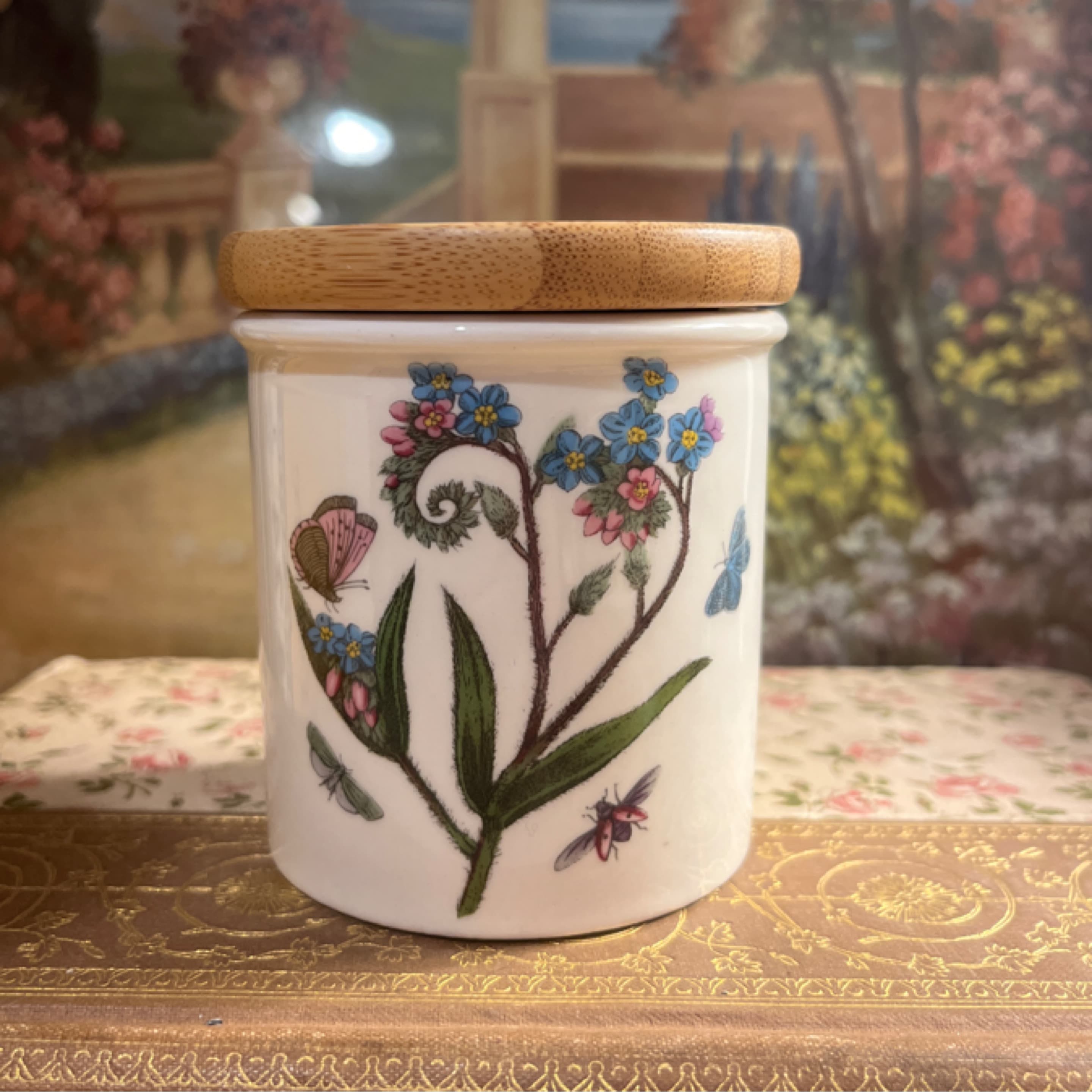 Portmeirion Botanic Garden storage jar with lid - Regular