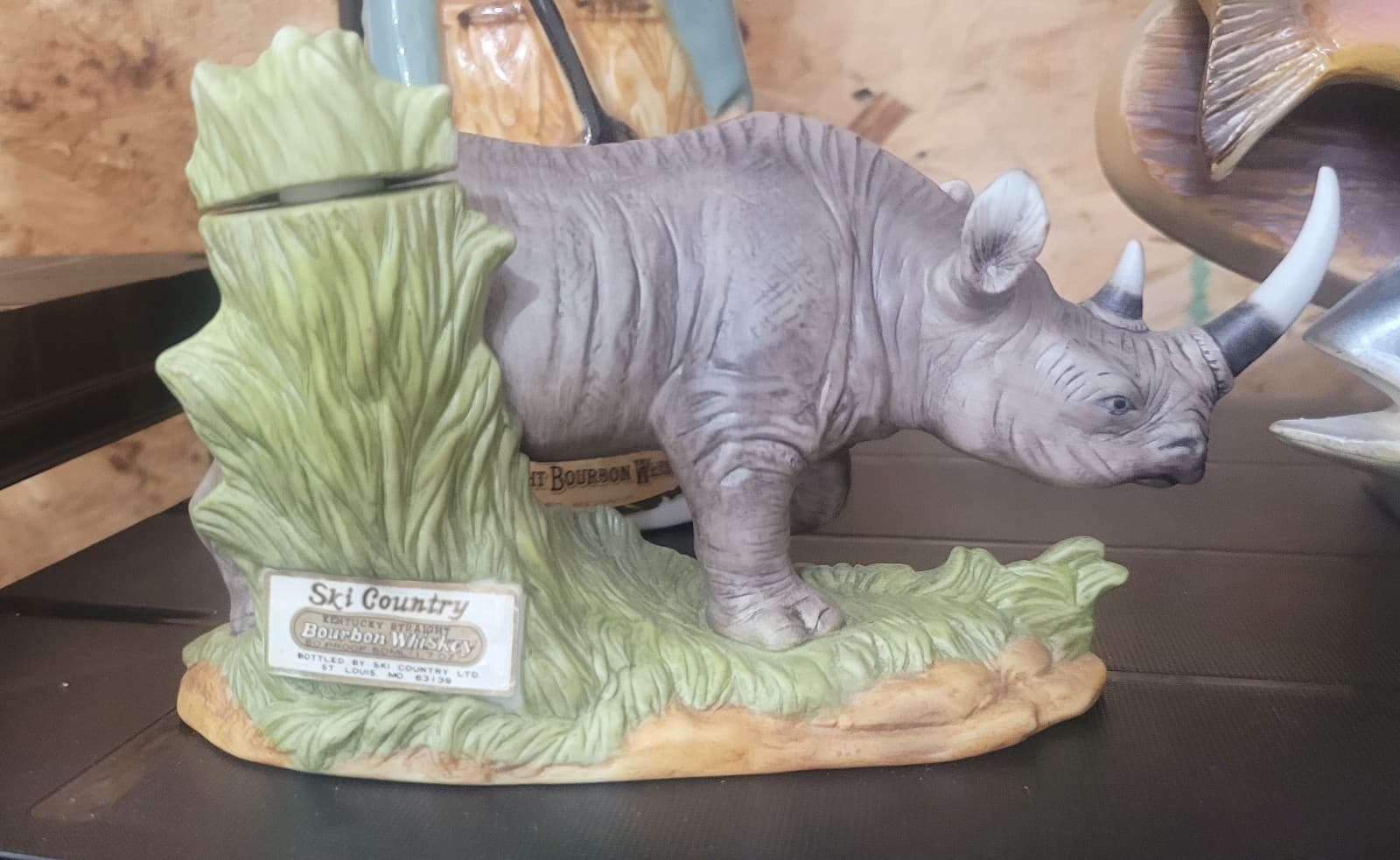 Vintage Rhino Whiskey Decanter – Ski Country Kentucky Straight Bourbon Whiskey R