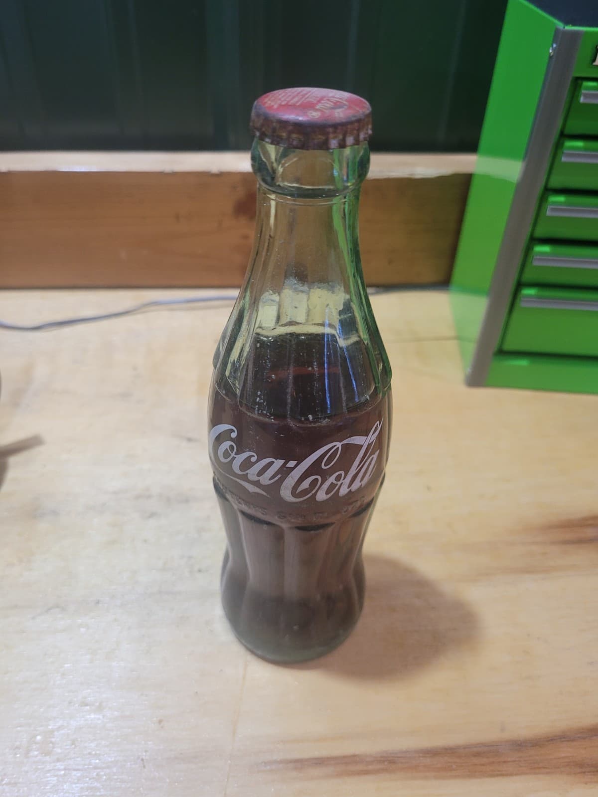 Vintage Coca-Cola 6½ oz Green Glass Bottle with Original Cap (1958) – Full Bottl