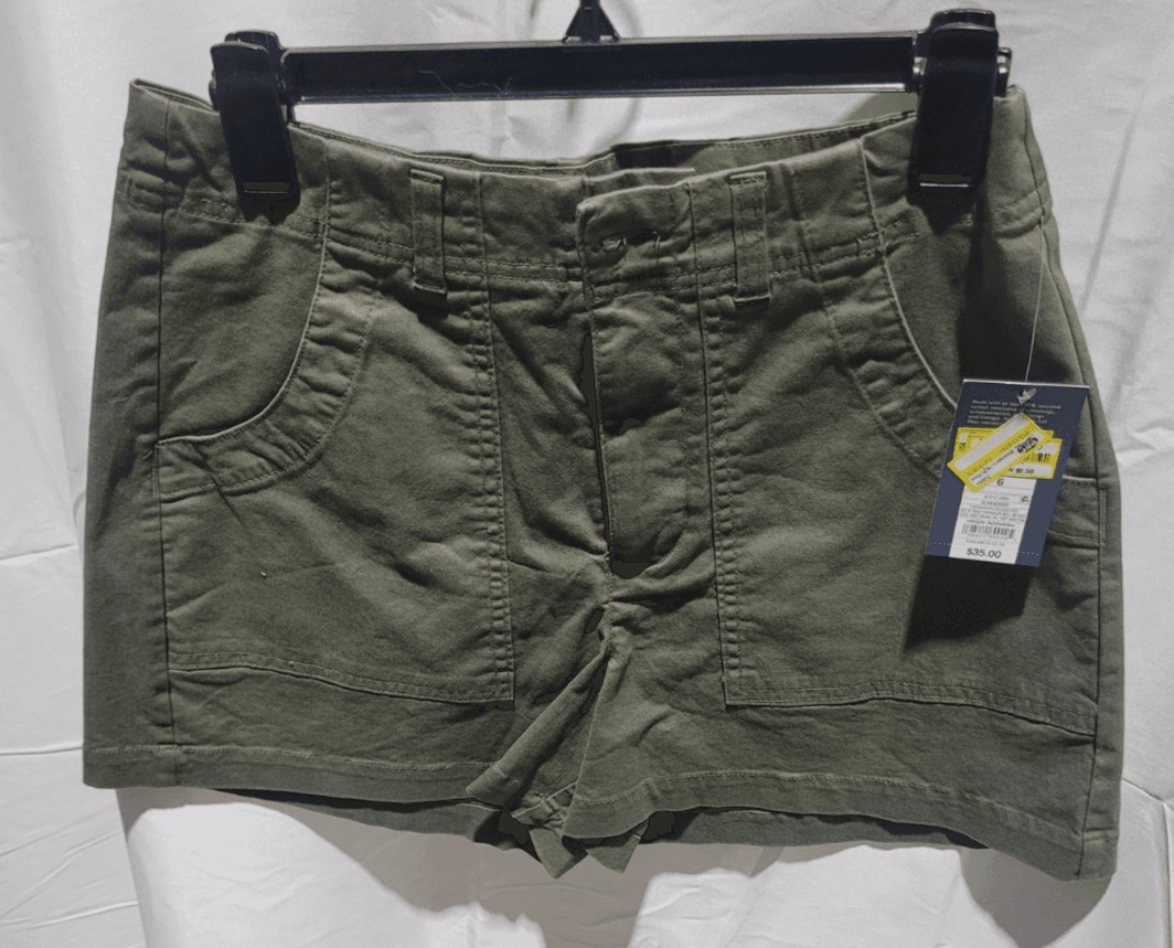 SIZE 6 Green Shorts