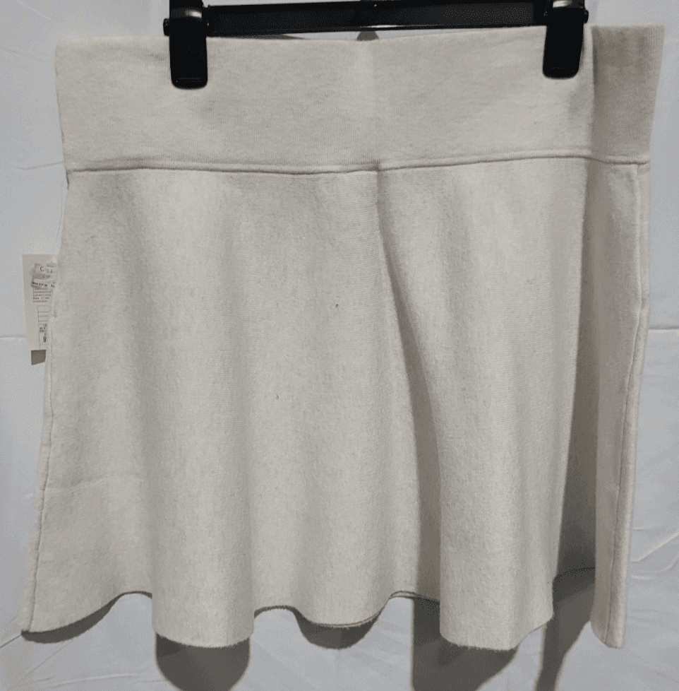 SIZE XXL Cream Skirt