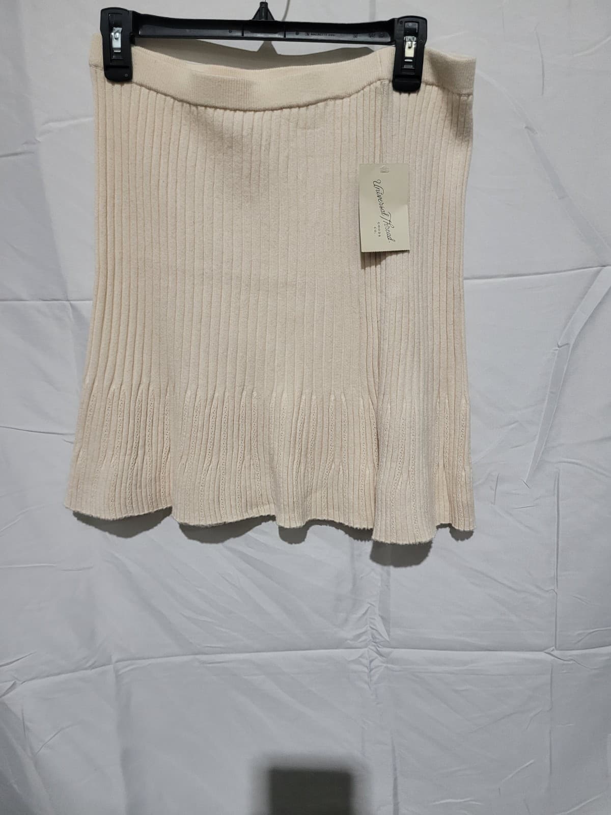 SIZE XXL Cream Skirt
