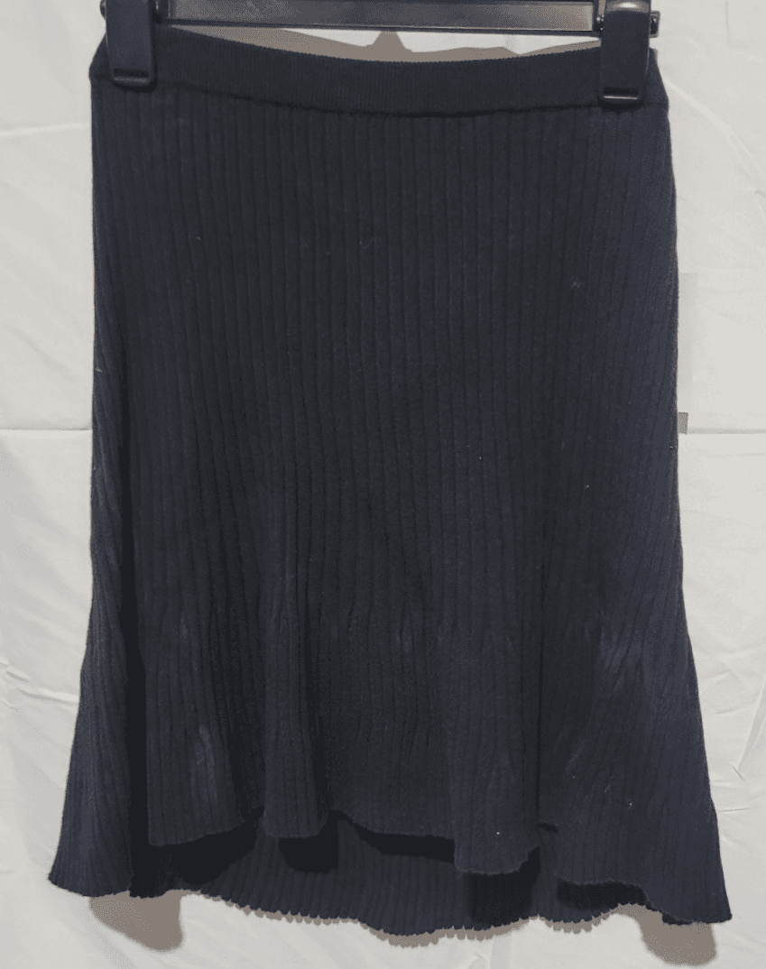 SIZE XL Black Skirt