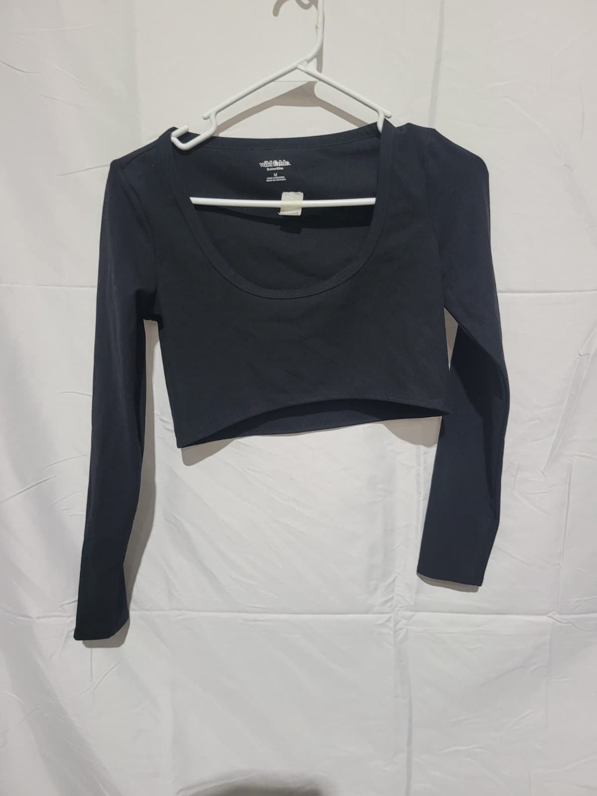 SIZE MEDIUM Black Half Shirt Crop Top