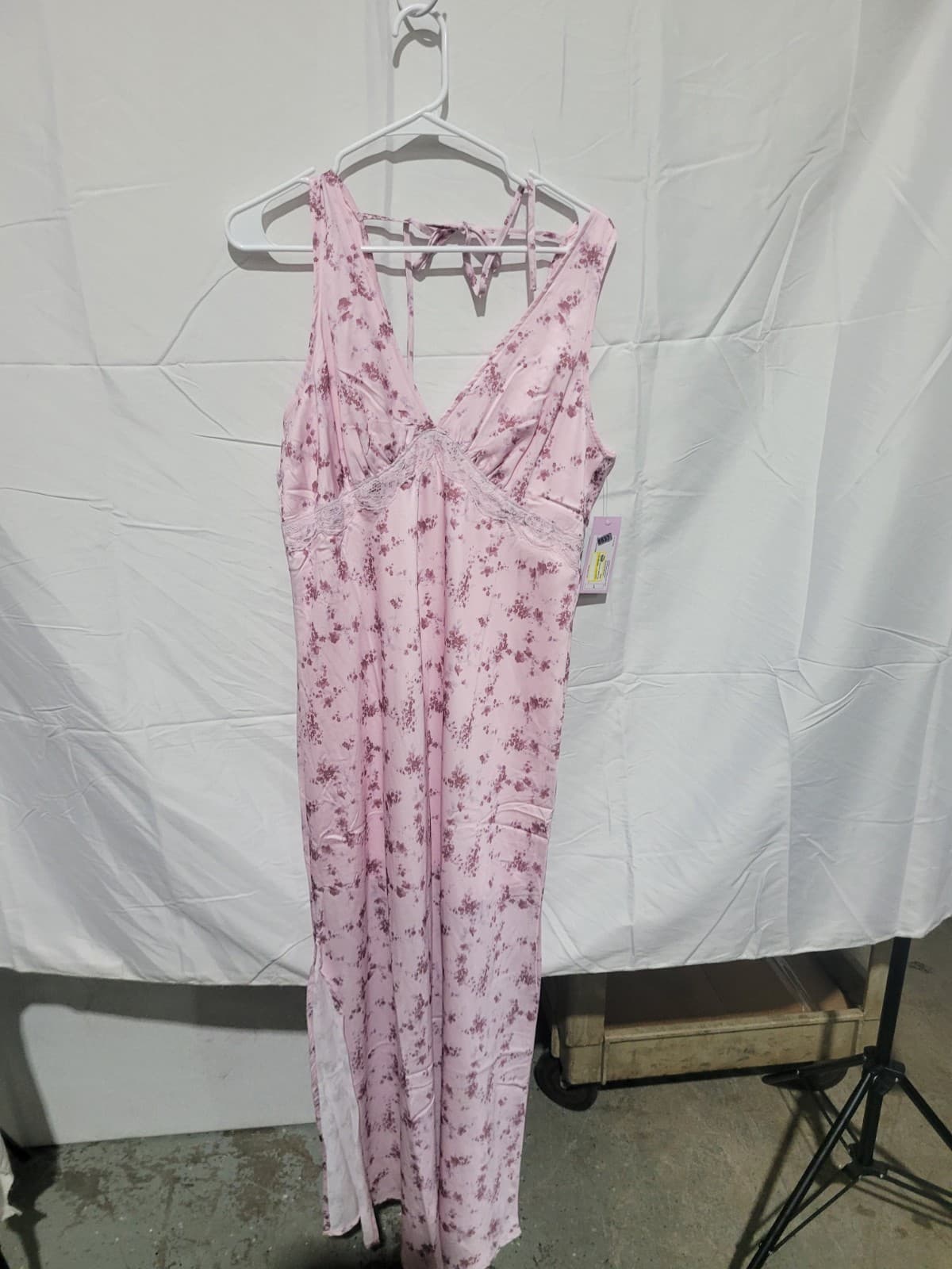 SIZE LARGE Pink Dress