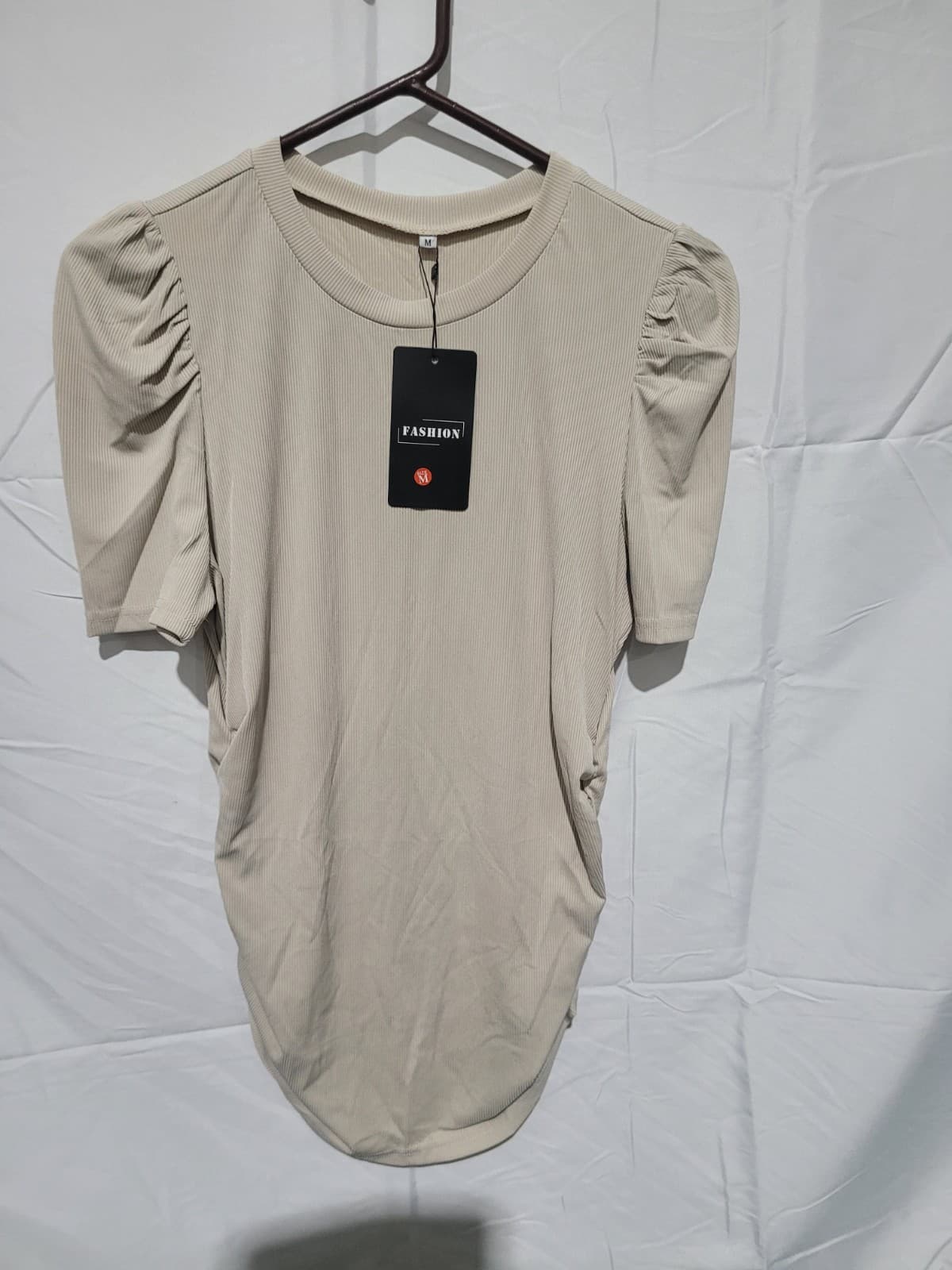 SIZE MEDIUM Ivory Short Sleeve Shirt