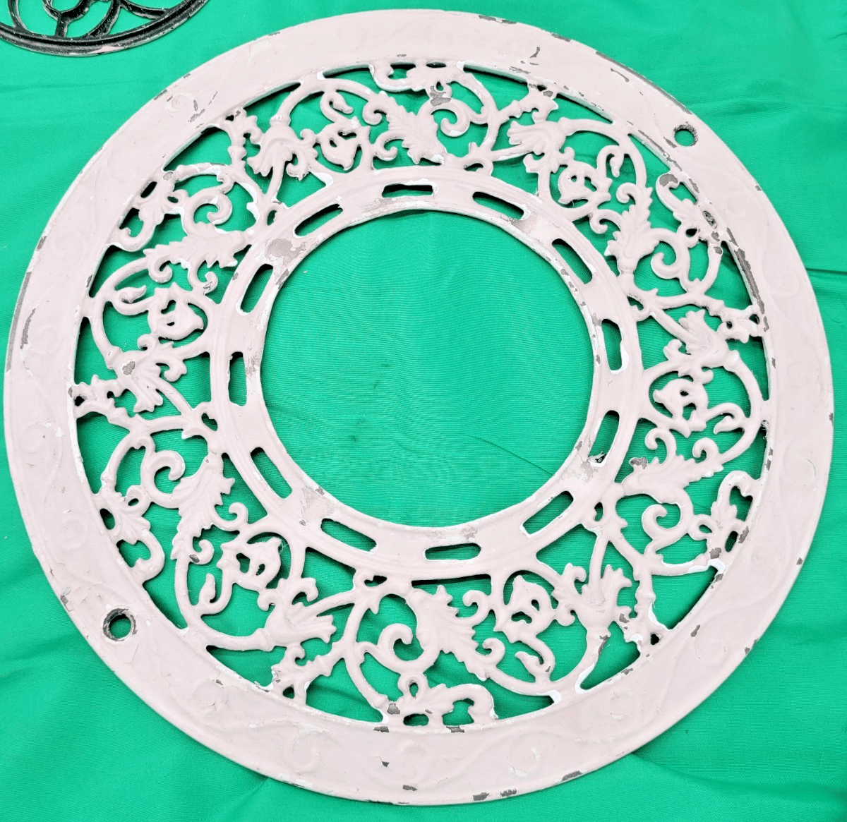 Antique Cast Iron Ornate Floral Vent Grate Round Decorative Register Cover Vinta